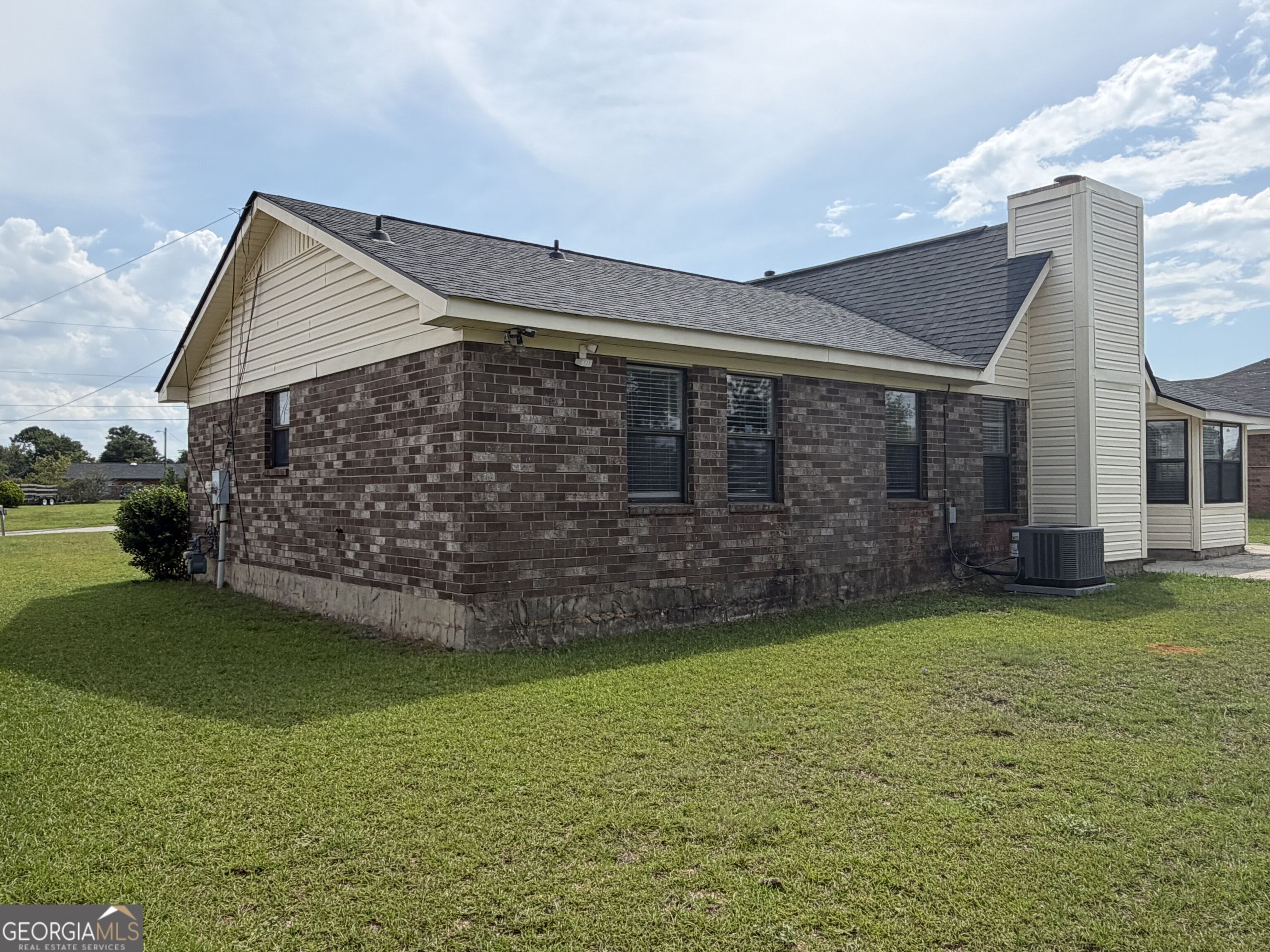 2707 Tara Heights Court Property Photo 17