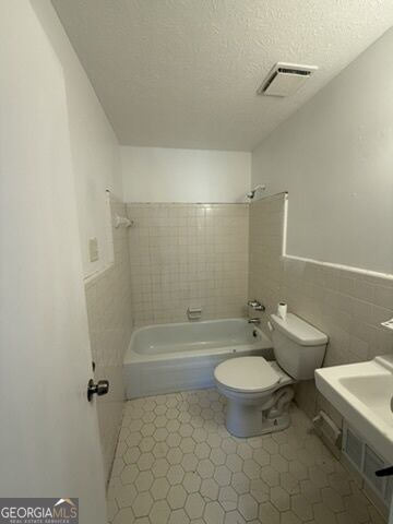 119 Amberwood Lane Property Photo 8