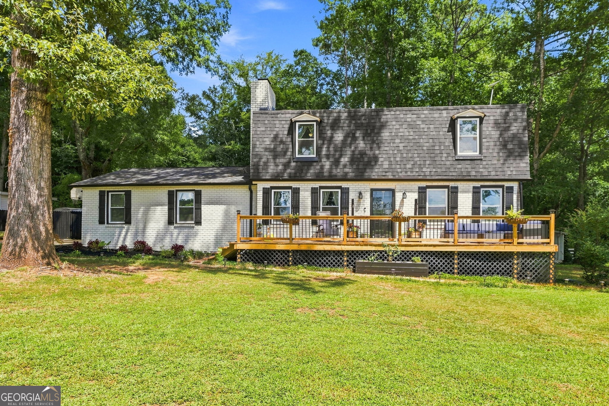 333 Franklin Street Property Photo 1