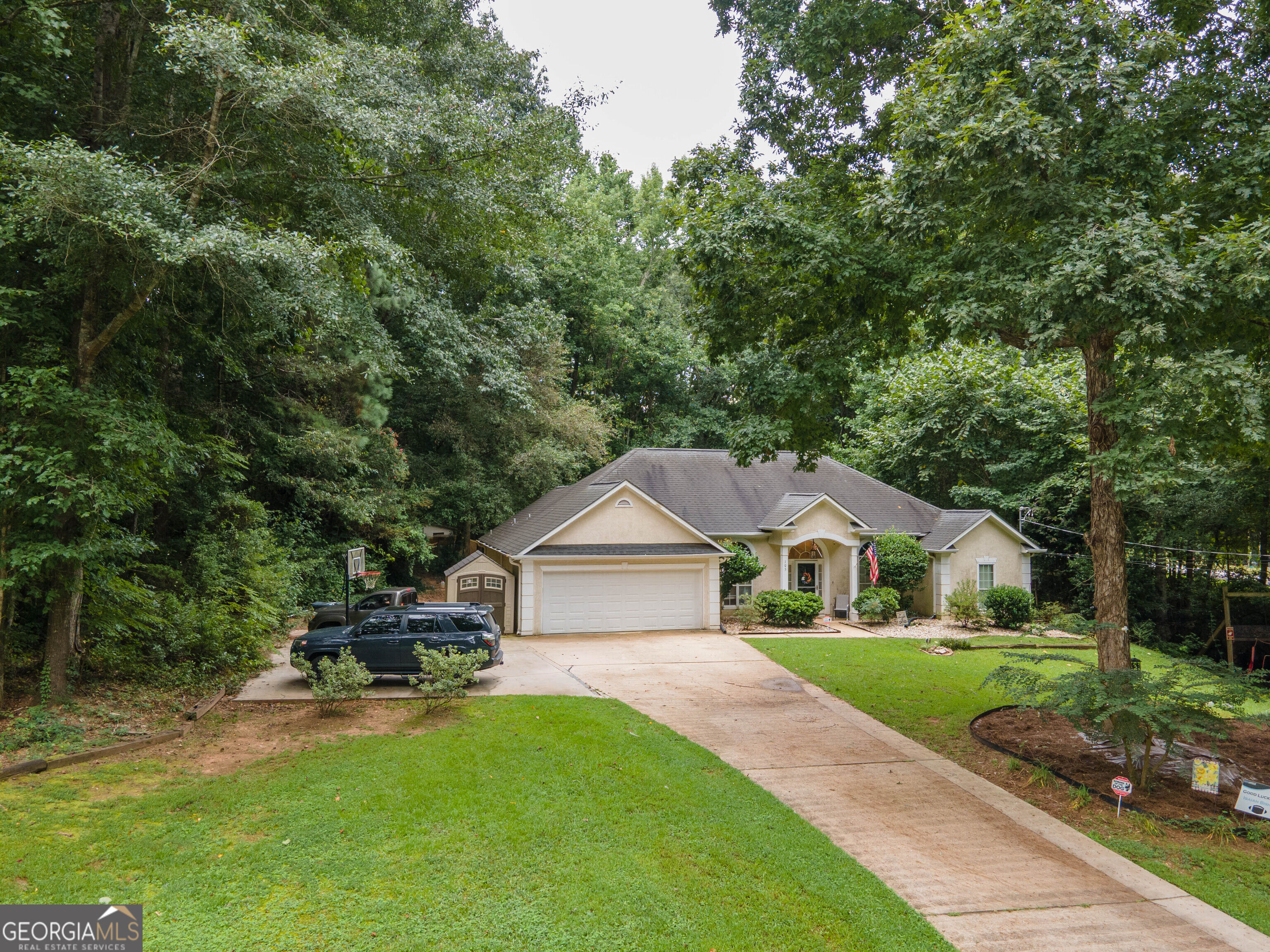105 Franklin Place Property Photo 1