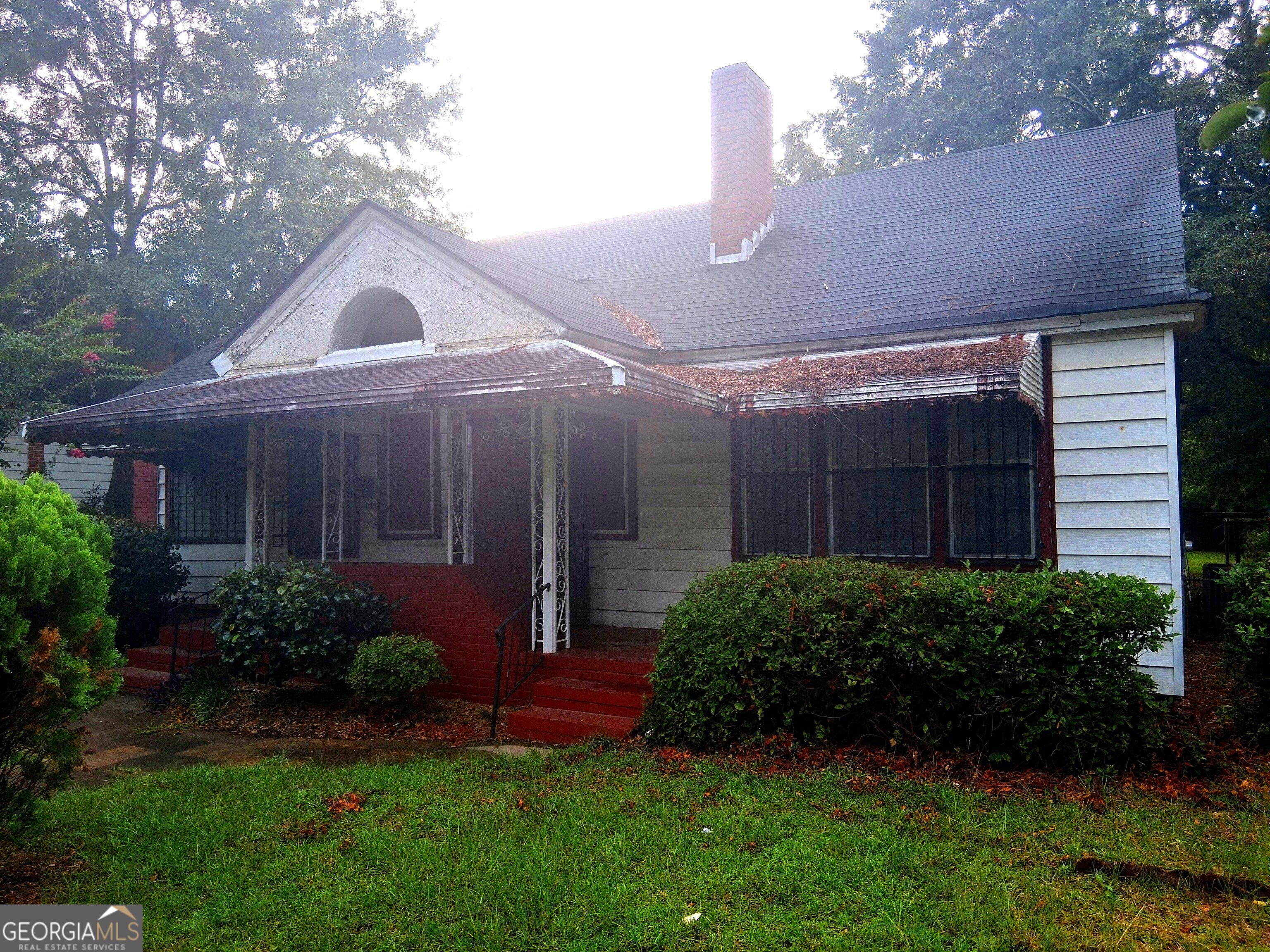 1247 Brentwood Avenue Property Photo 1