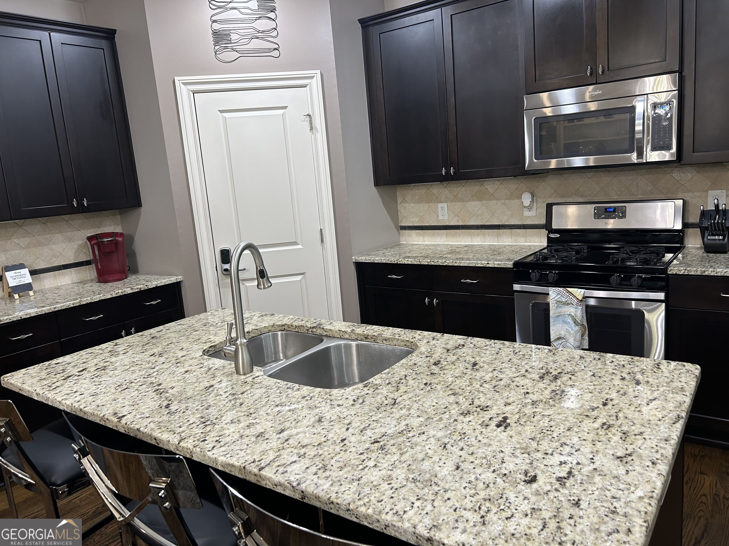 2215 Collins Ridge Drive Property Photo 8
