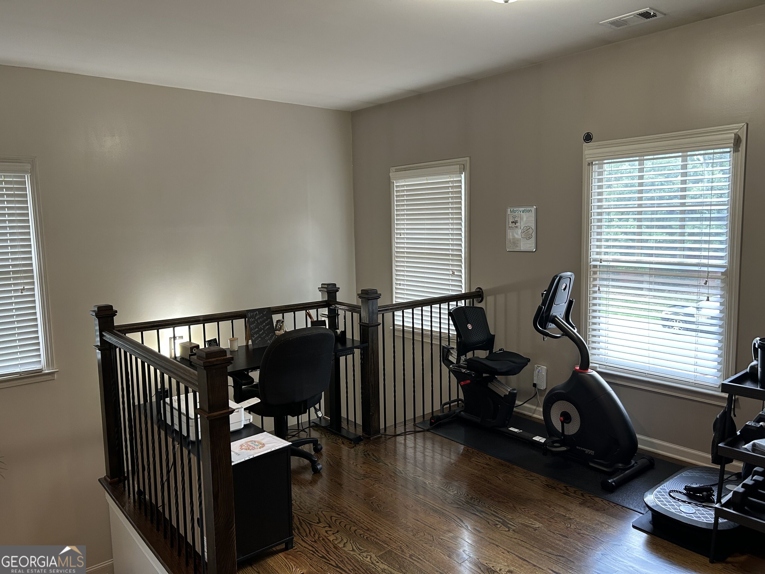 2215 Collins Ridge Drive Property Photo 14