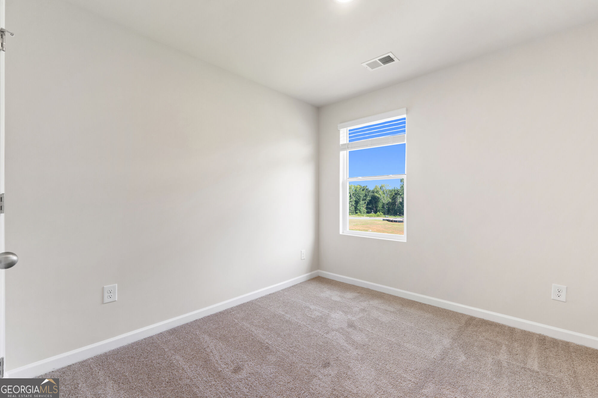 8312 Columbia Court Property Photo 13