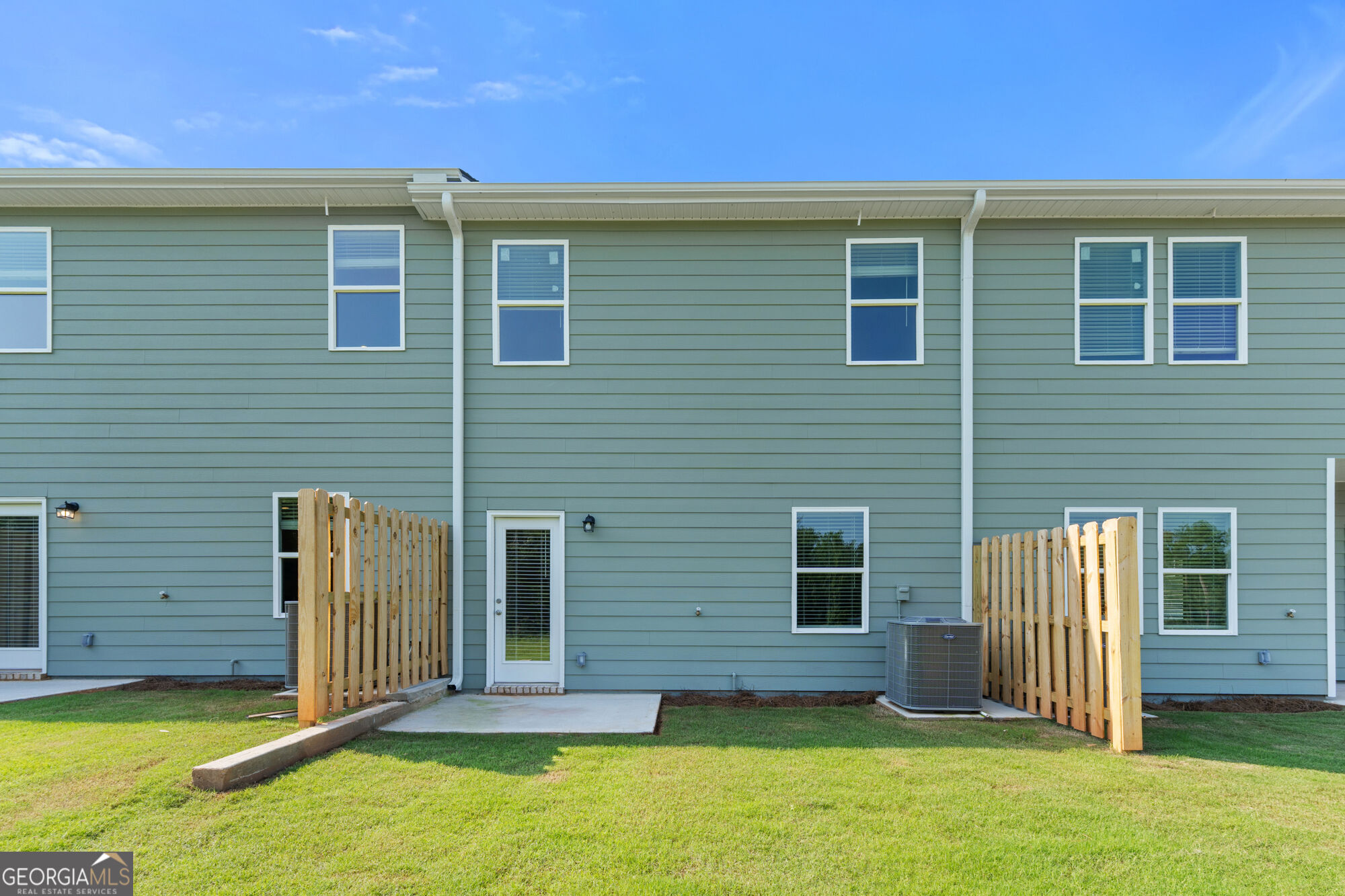 8312 Columbia Court Property Photo 26
