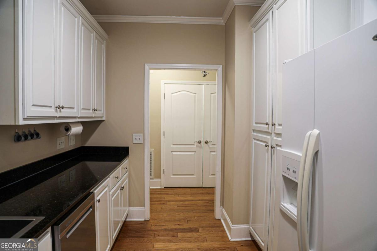 136 Wisteria Drive Property Photo 9