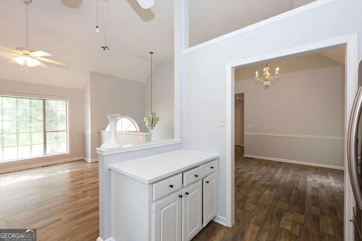 75 Woodland Ridge Circle Property Photo 9