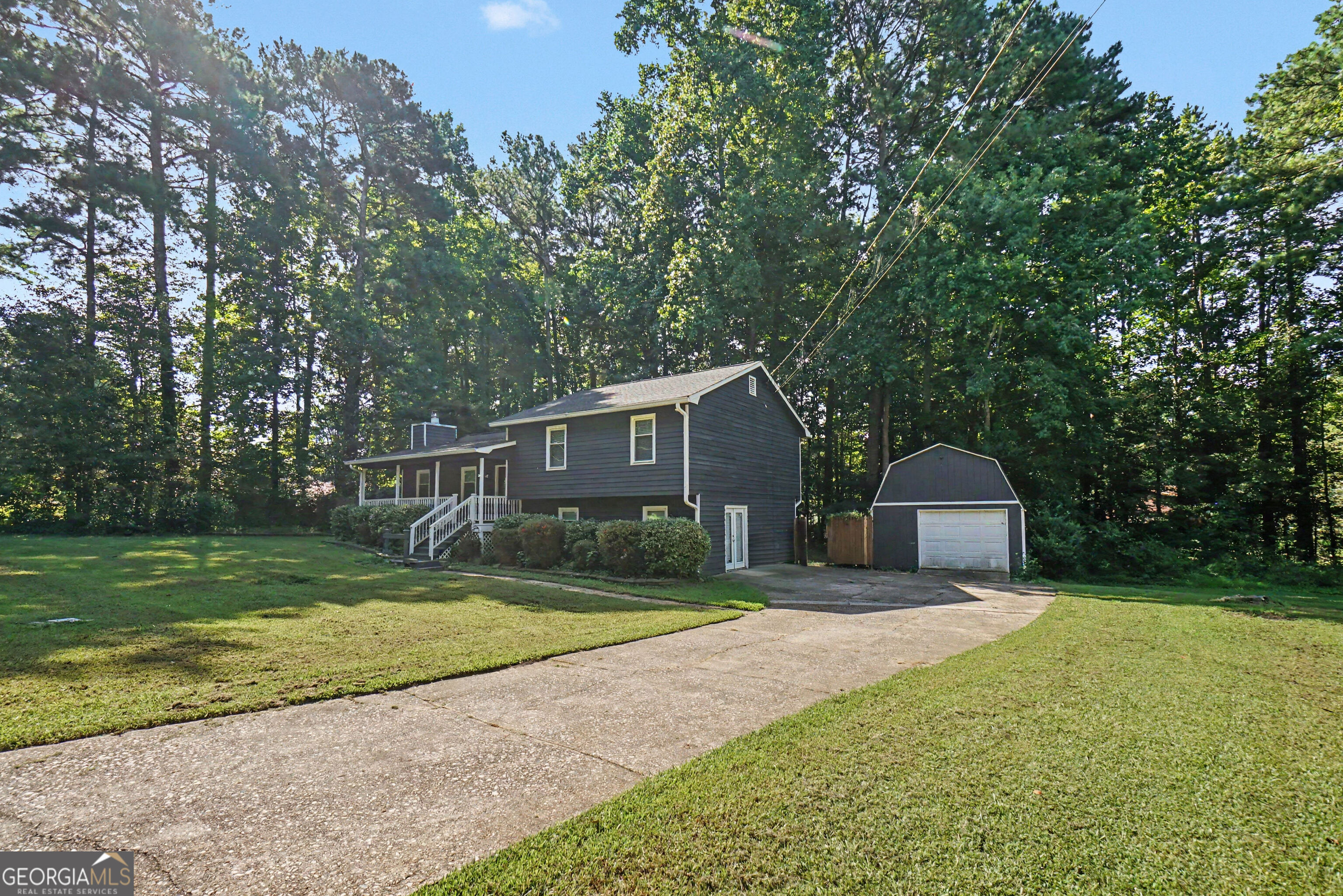 167 Hardy Circle Property Photo 3