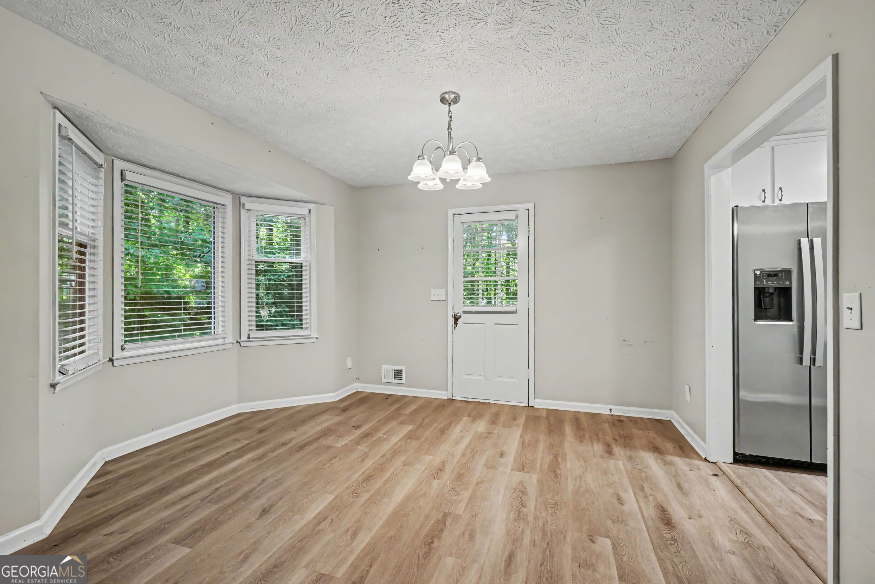 167 Hardy Circle Property Photo 9