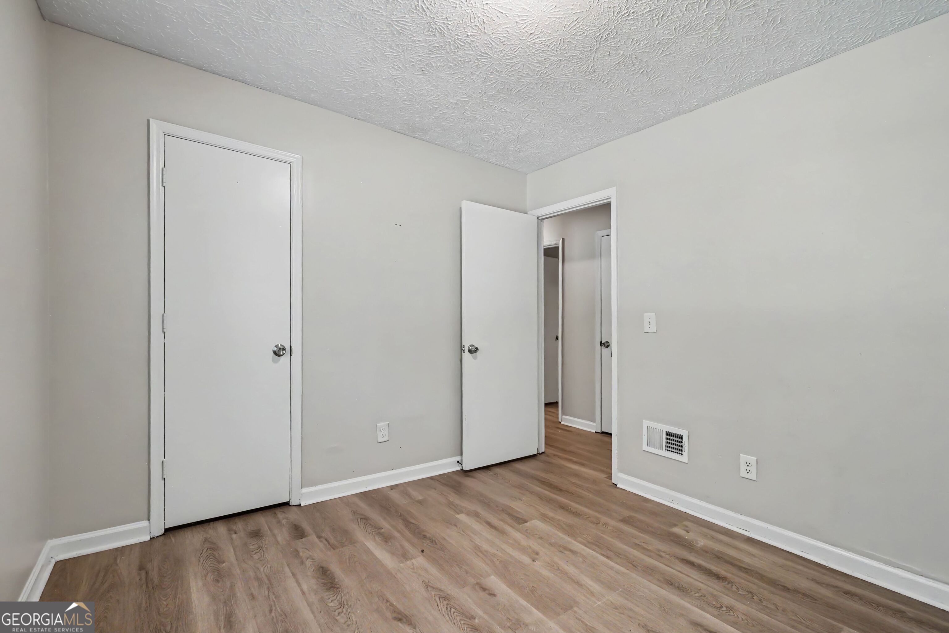 167 Hardy Circle Property Photo 12