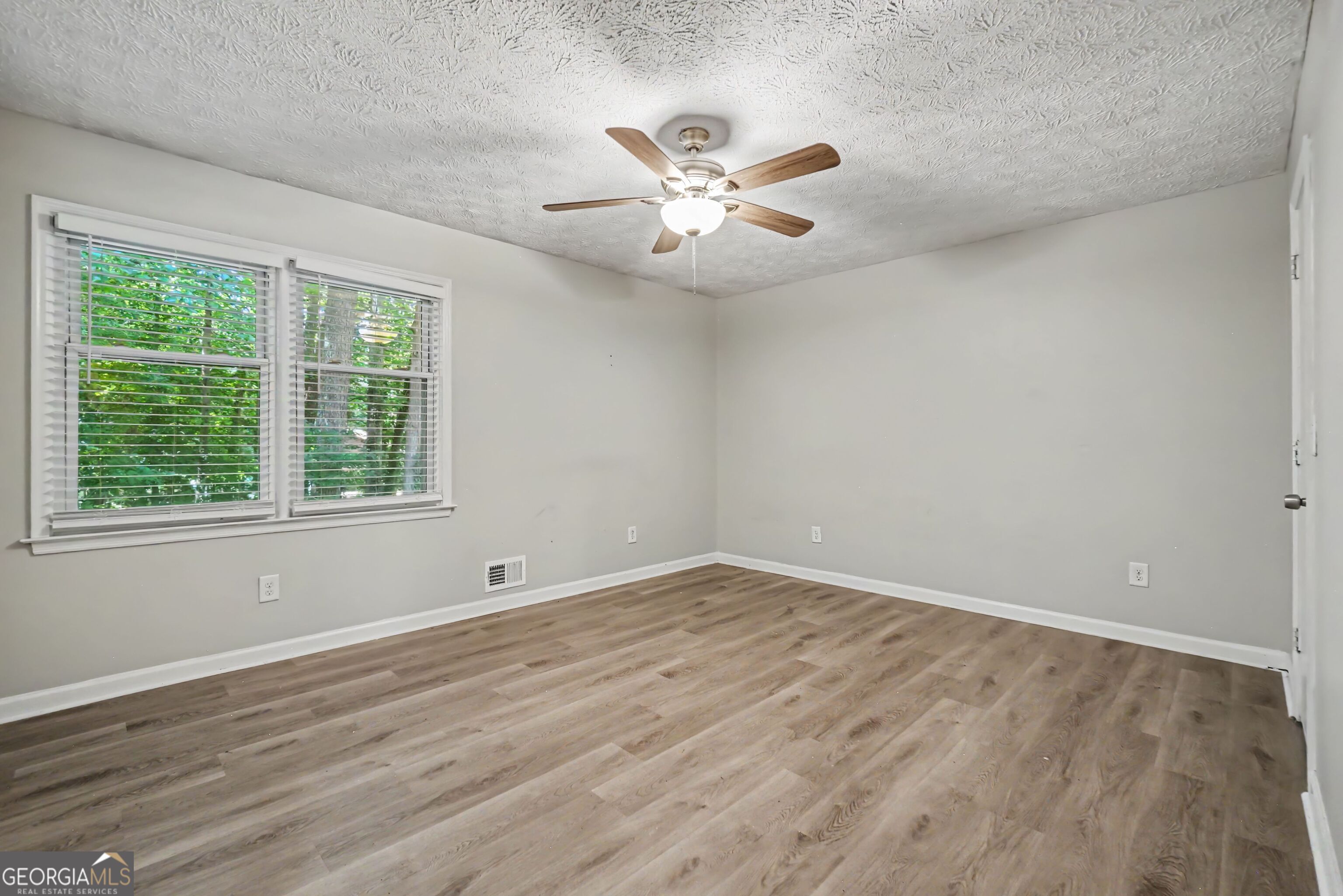 167 Hardy Circle Property Photo 21