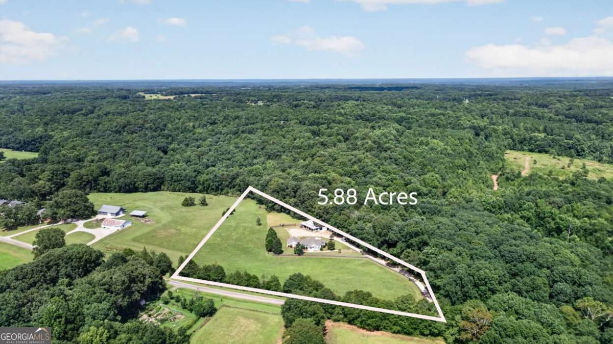 849 Floyd Road Property Photo 4