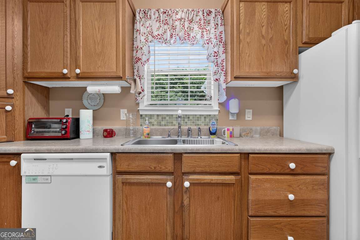 849 Floyd Road Property Photo 12