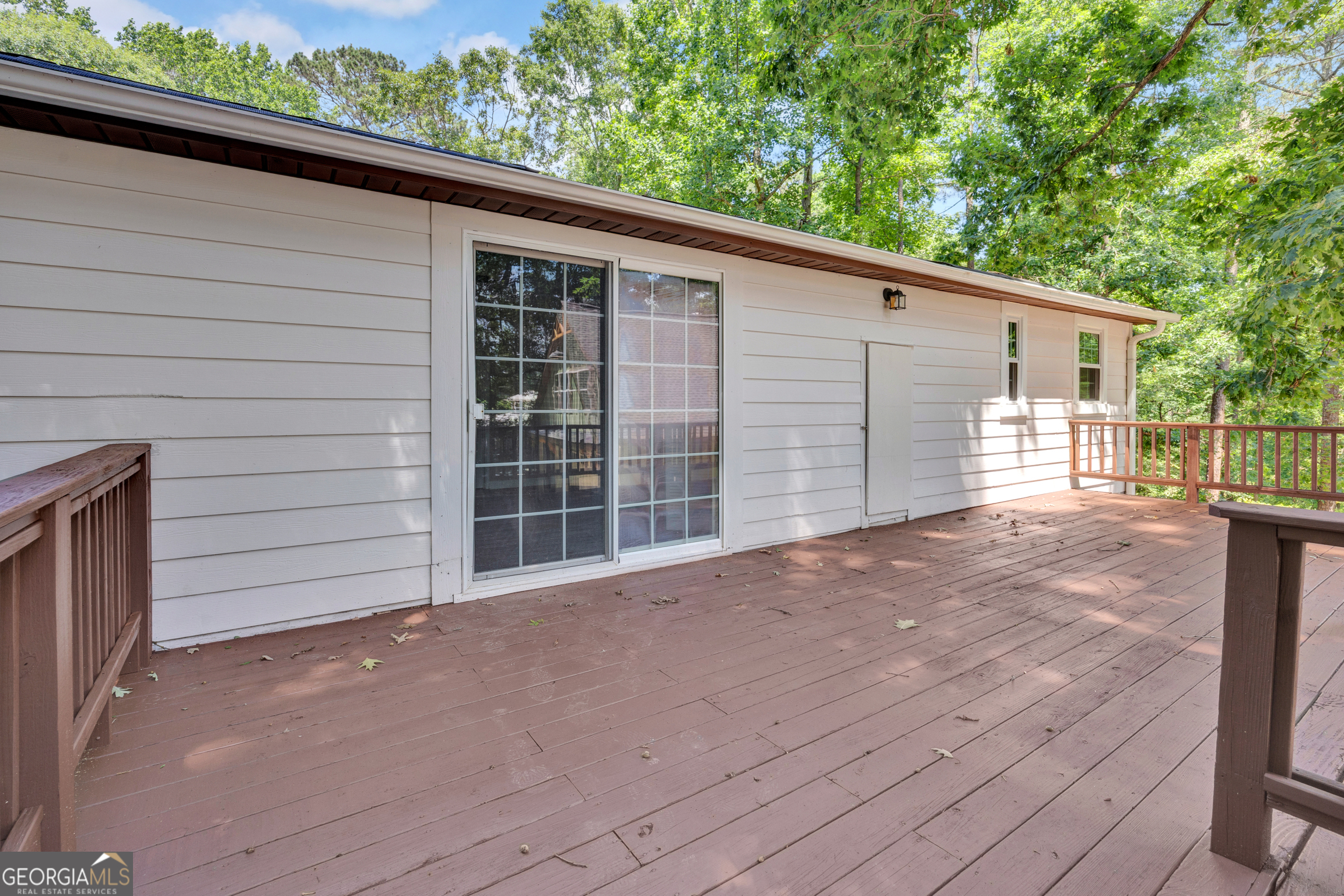 461 Cardinal Drive Property Photo 6