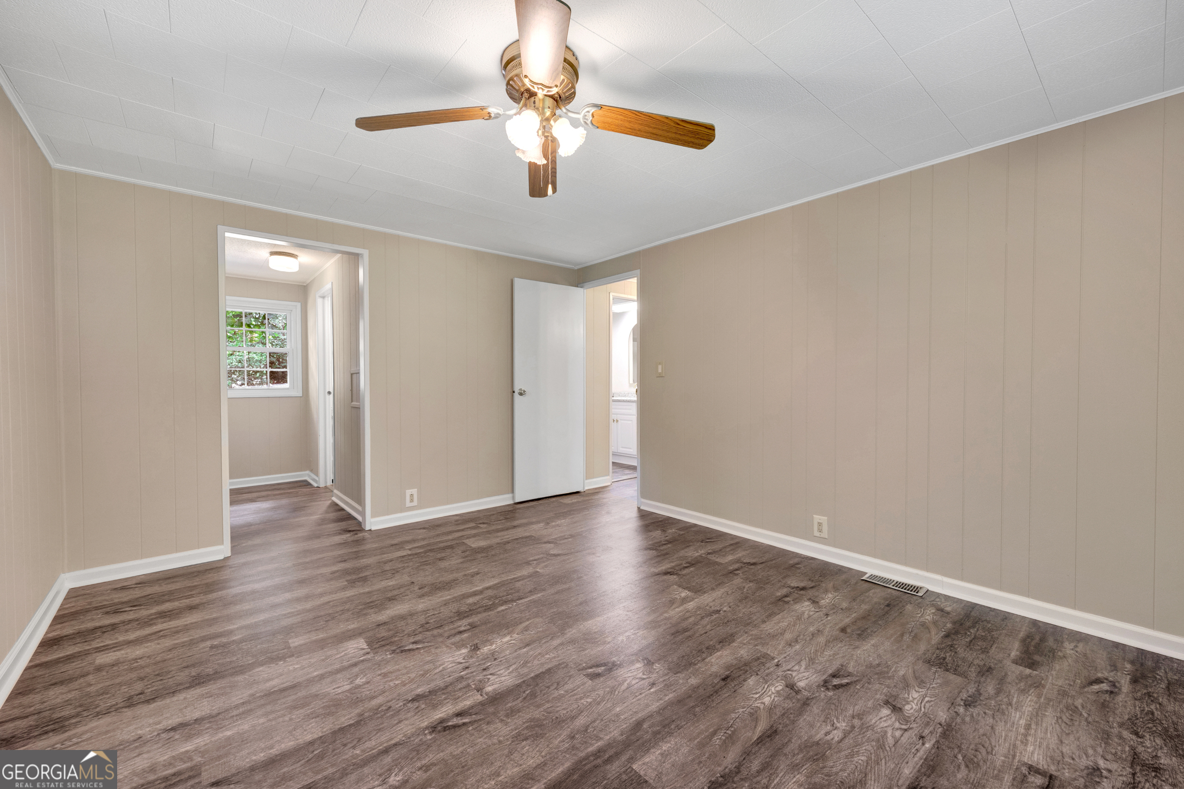461 Cardinal Drive Property Photo 25