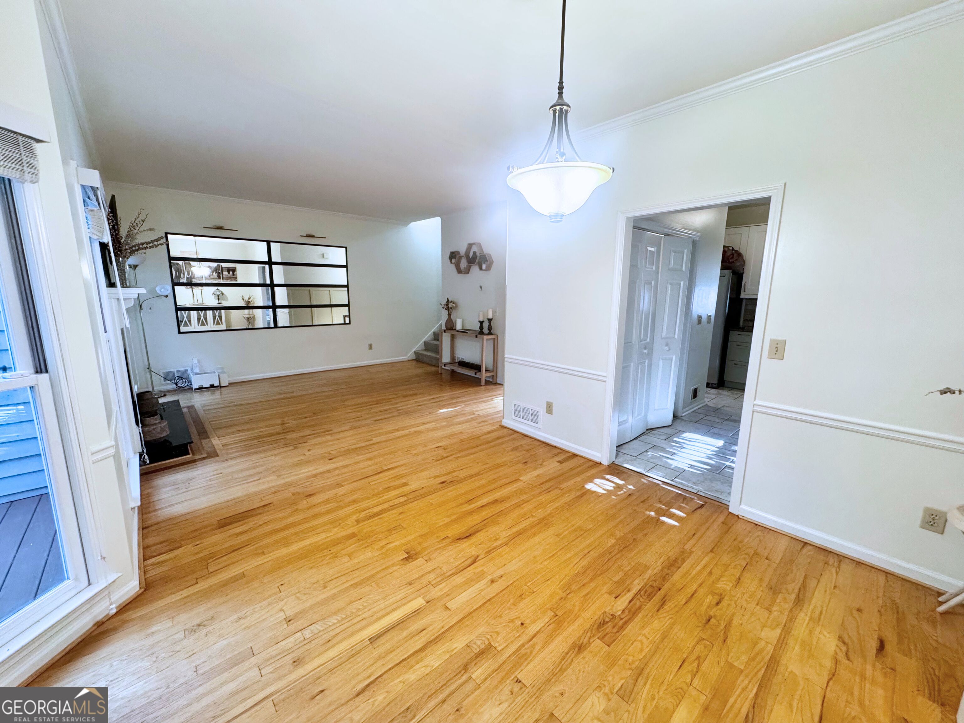1439 Cambridge Common Property Photo 5