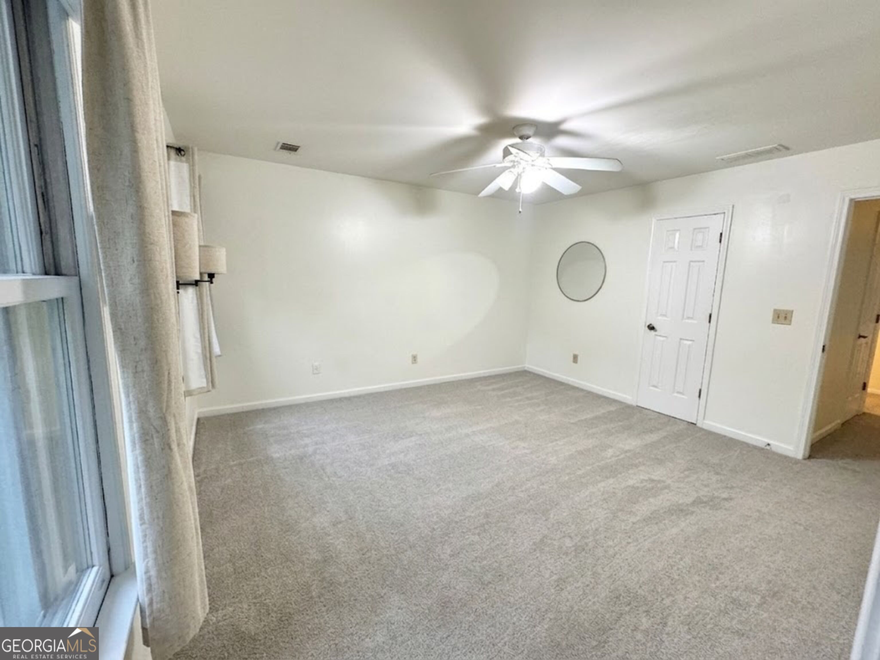 1439 Cambridge Common Property Photo 7