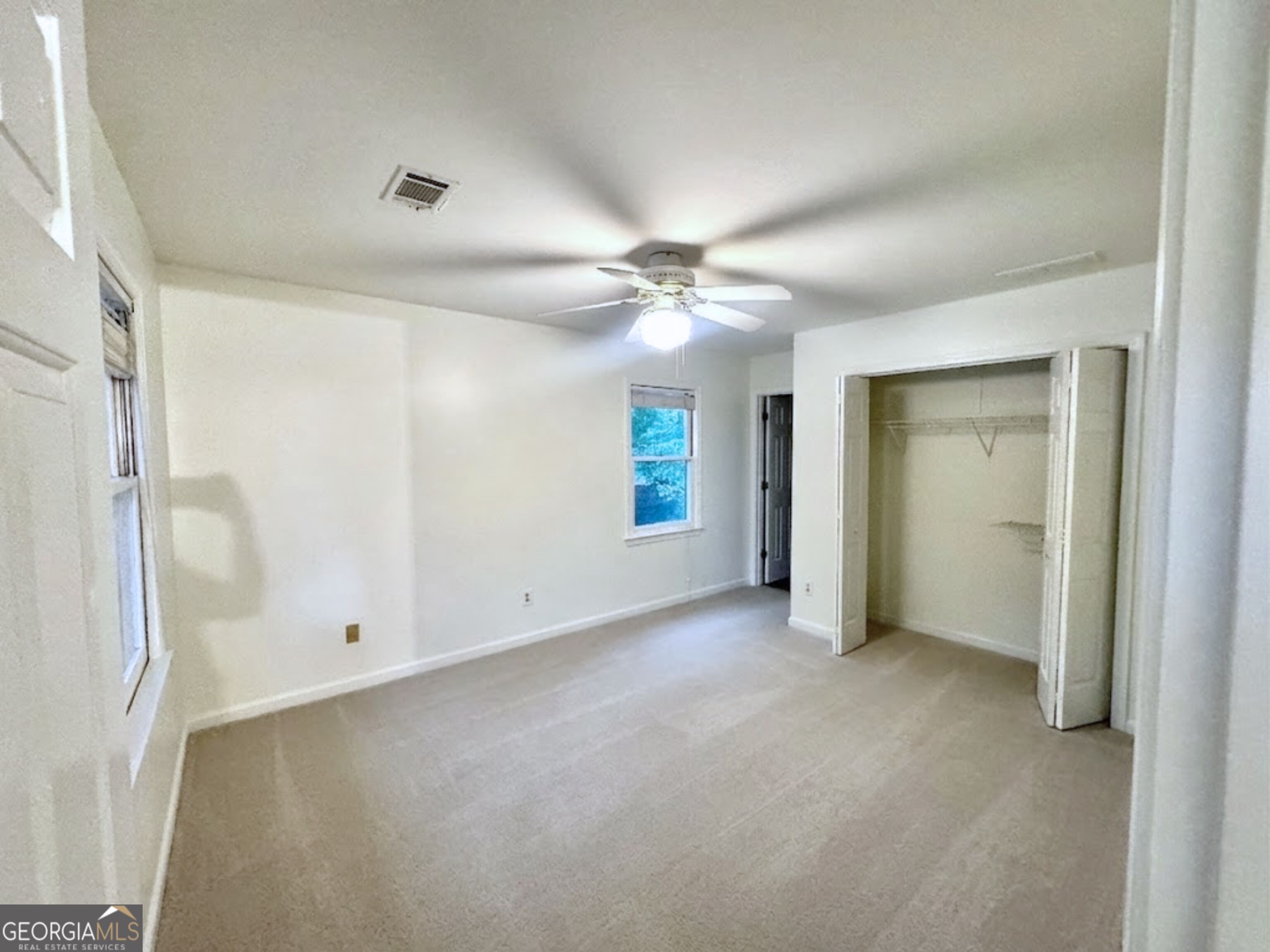 1439 Cambridge Common Property Photo 10