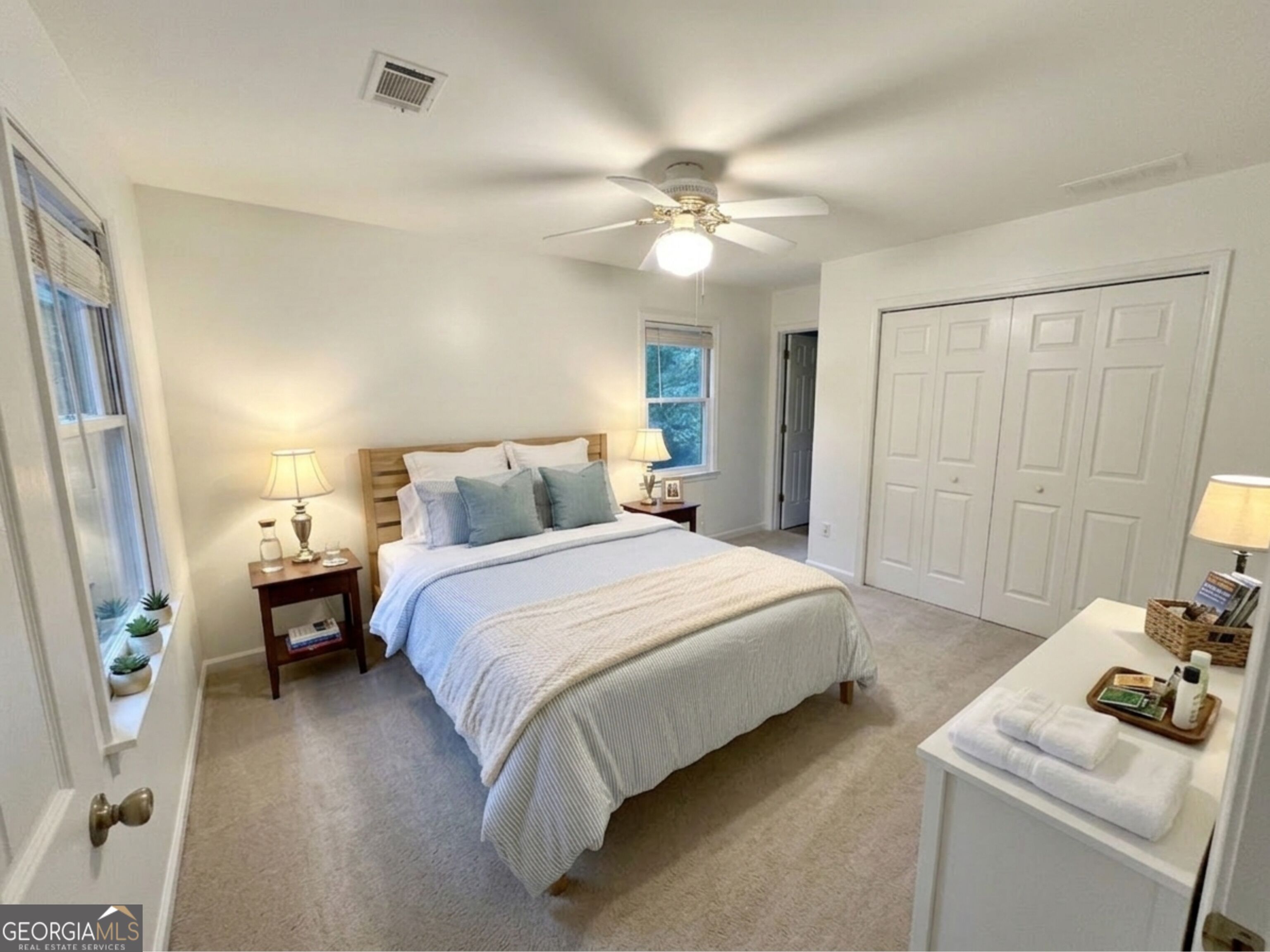 1439 Cambridge Common Property Photo 11