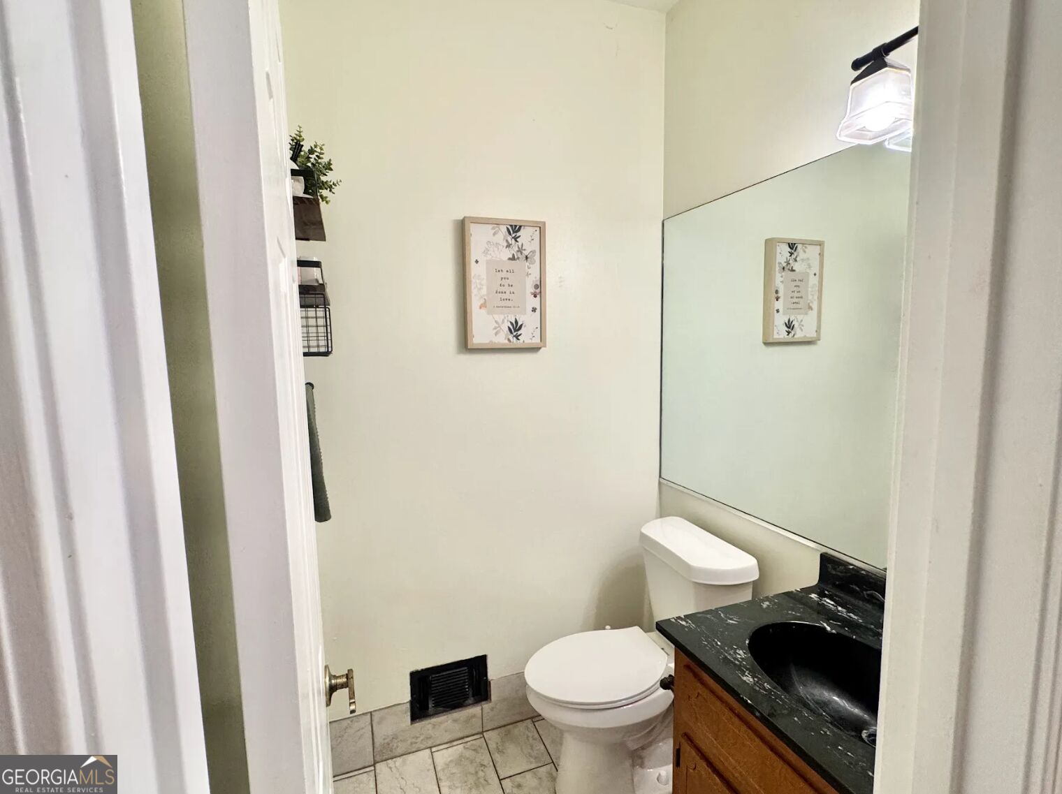 1439 Cambridge Common Property Photo 15