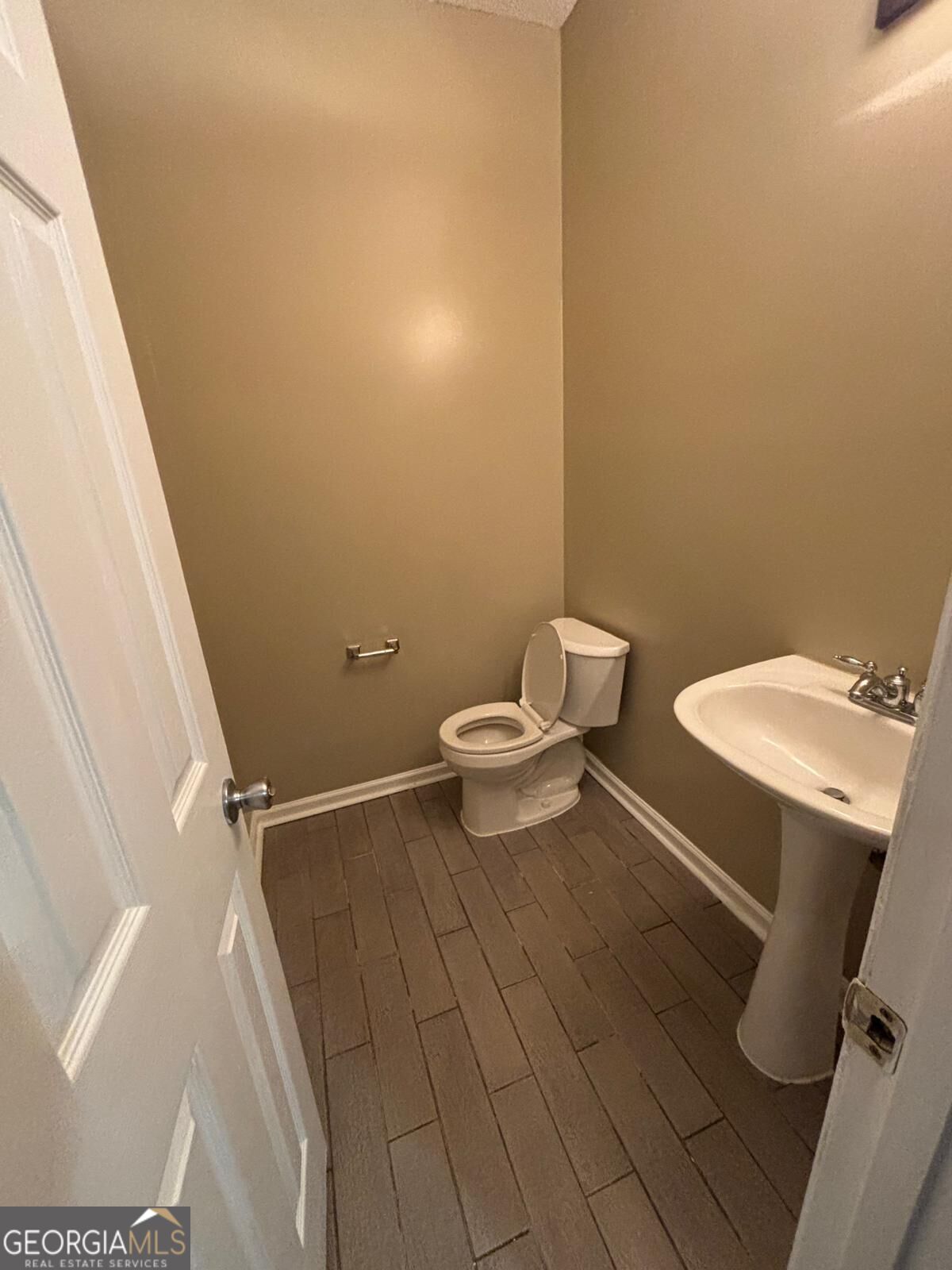7690 Creekside Lane Property Photo 14