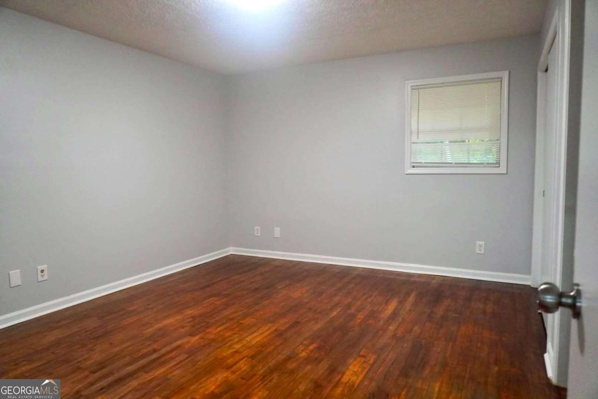 5122 Martindale Lane Property Photo 15