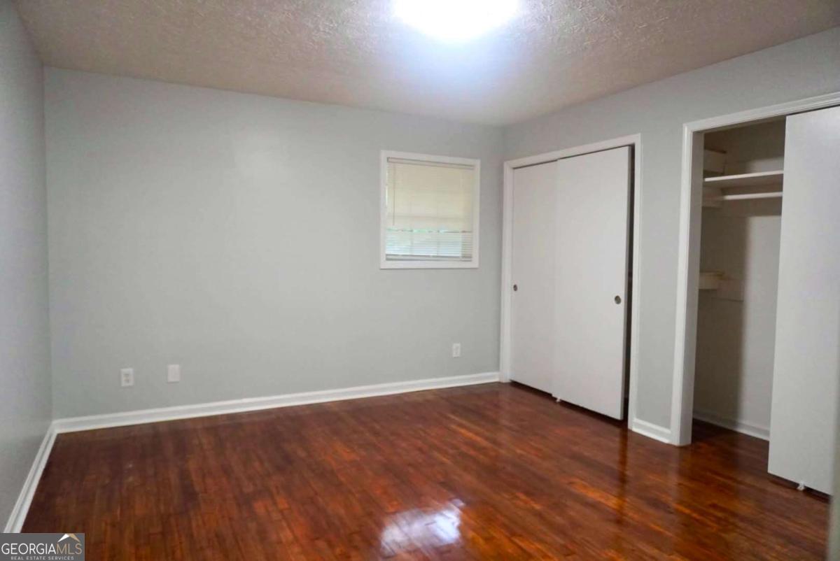 5122 Martindale Lane Property Photo 16