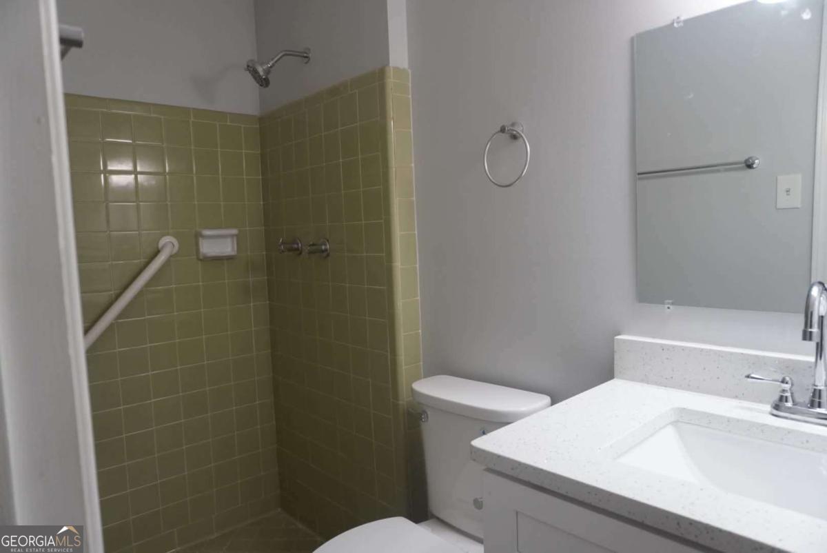 5122 Martindale Lane Property Photo 17