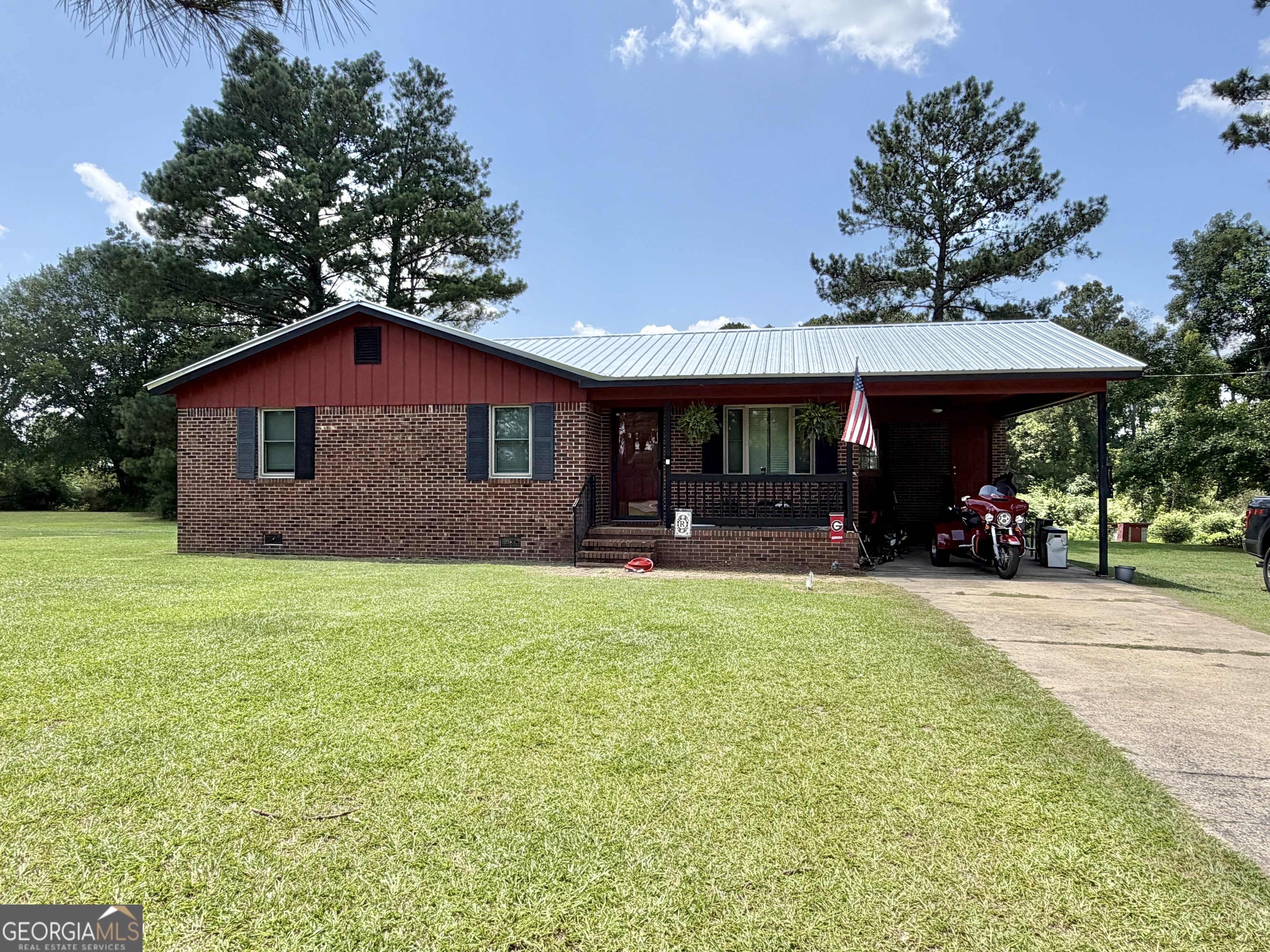 1490 N Hwy 319 Property Photo 1