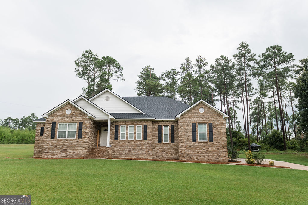 28 Oak Ridge Drive Property Photo 1