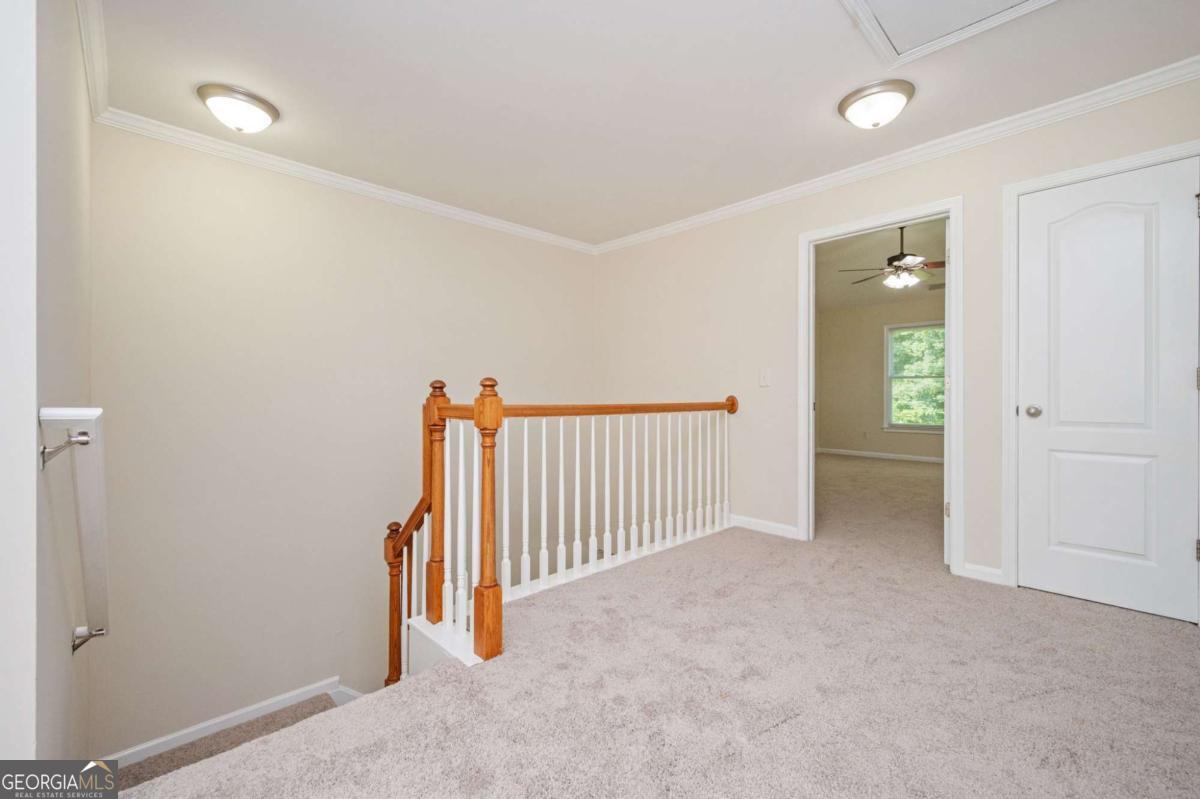100 Red Barn Lane Property Photo 17