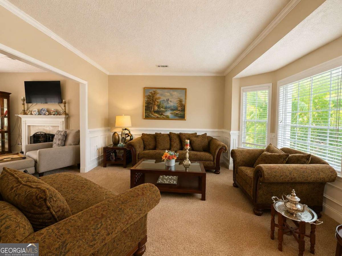 125 Stewart Glen Drive Property Photo 11