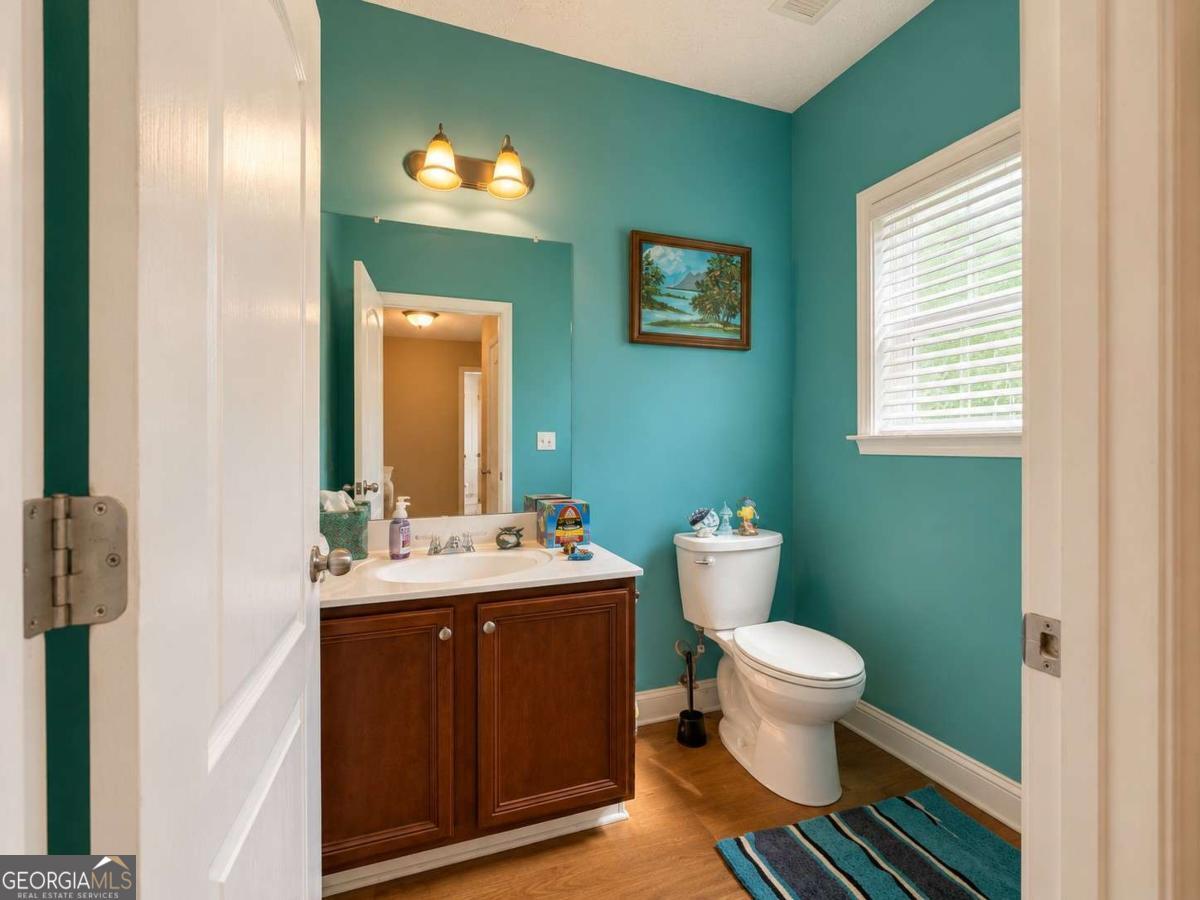 125 Stewart Glen Drive Property Photo 13