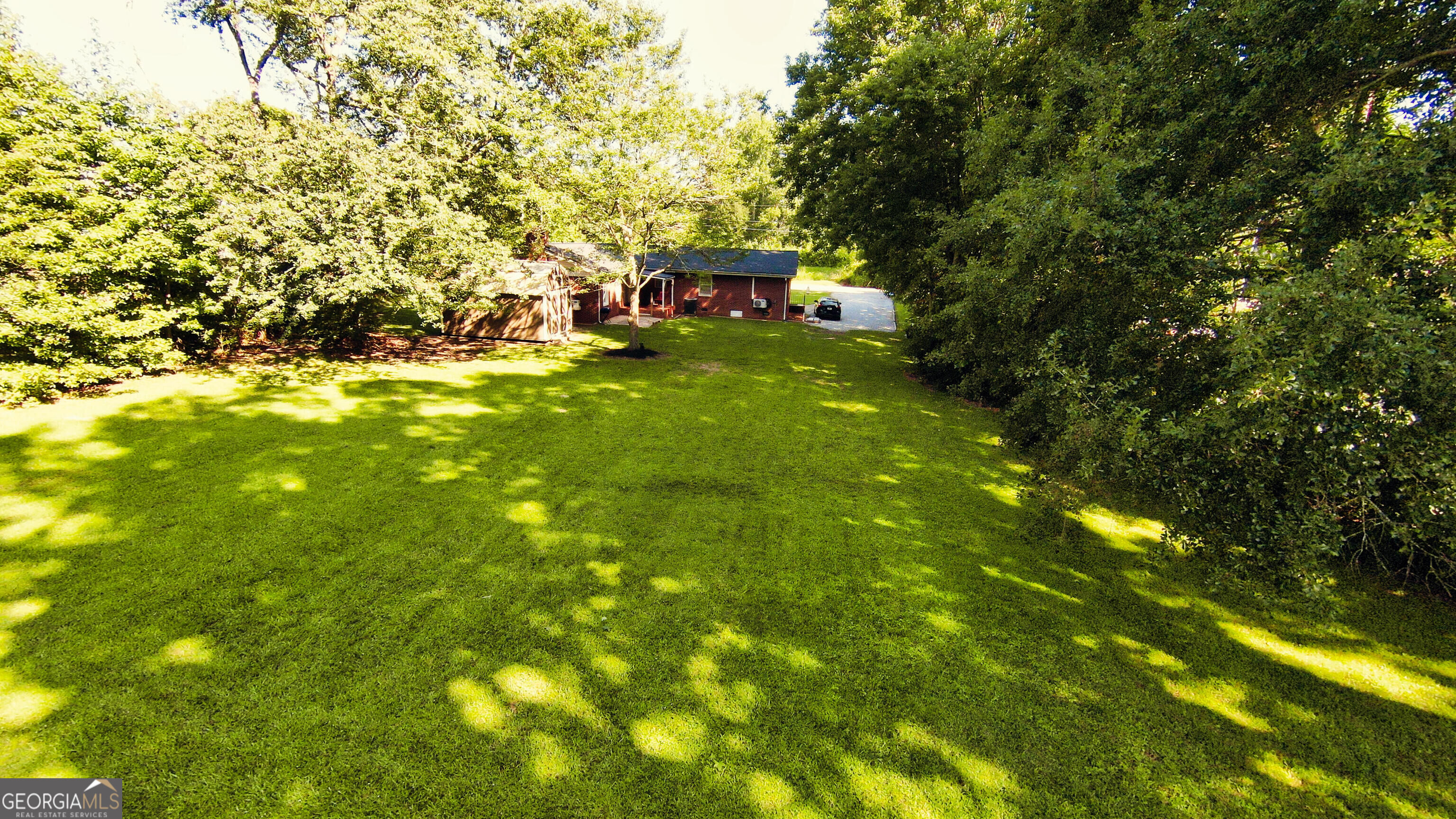 156 Lakeshore Drive Property Photo 5