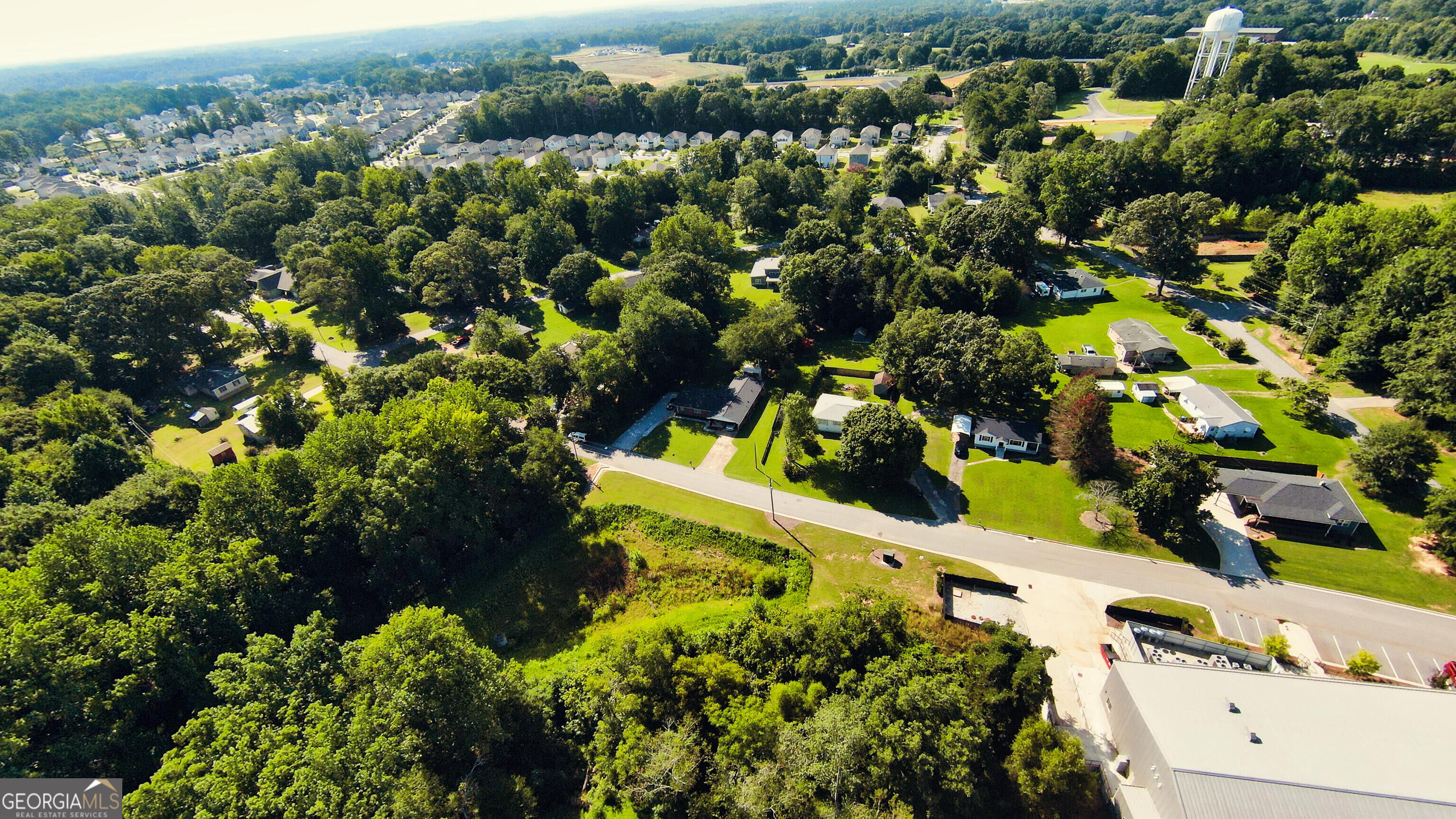 156 Lakeshore Drive Property Photo 8
