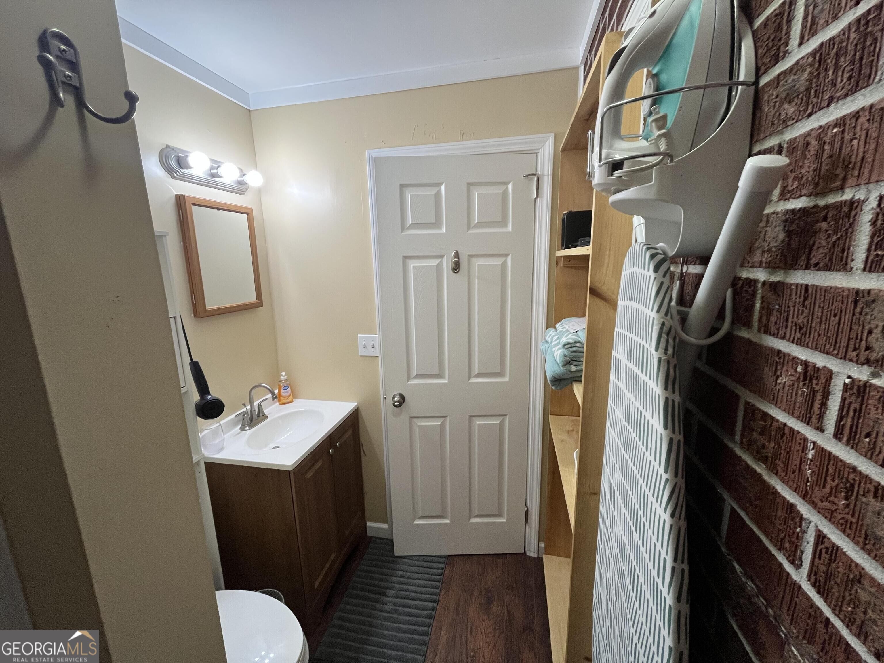 156 Lakeshore Drive Property Photo 30