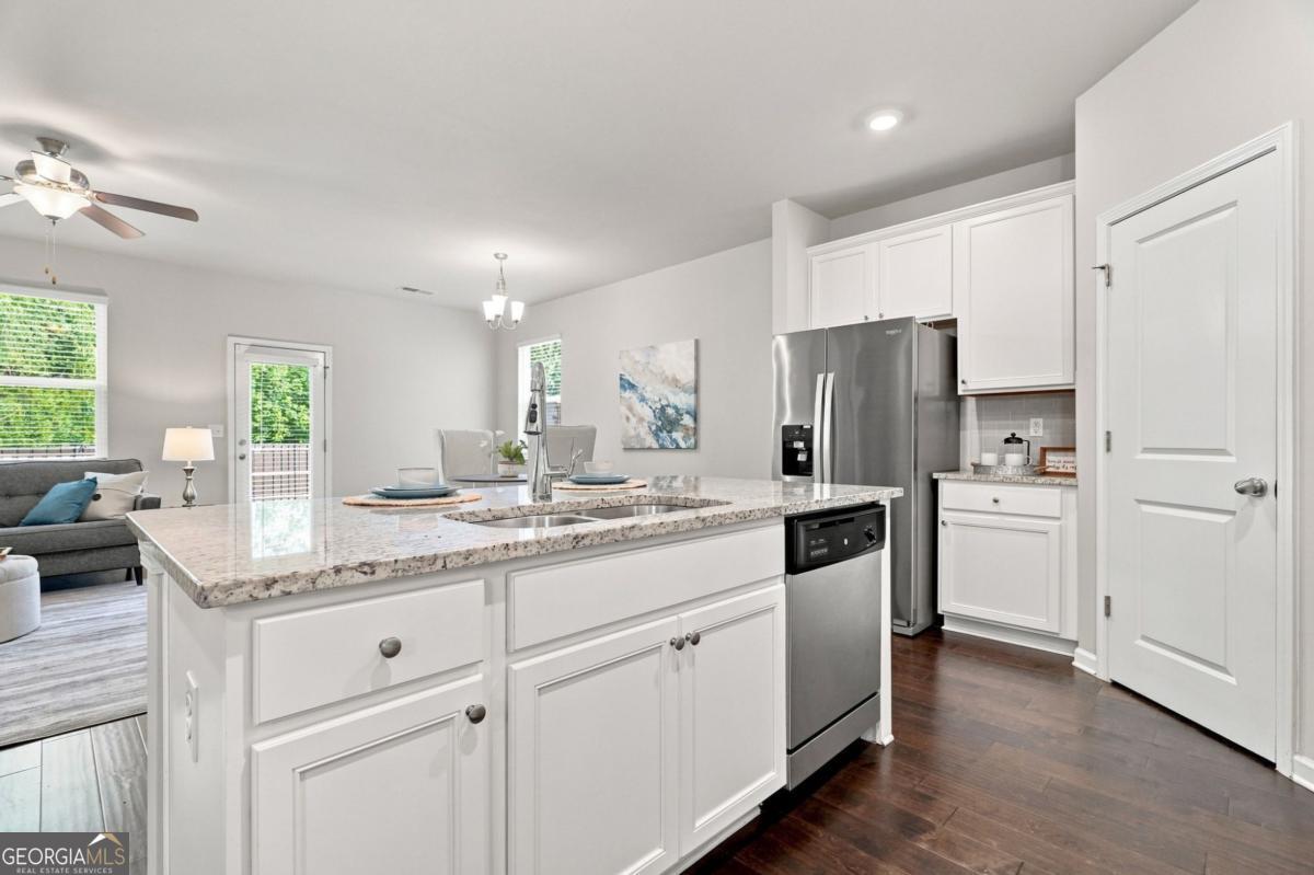 1620 Jacobs Way Property Photo 11