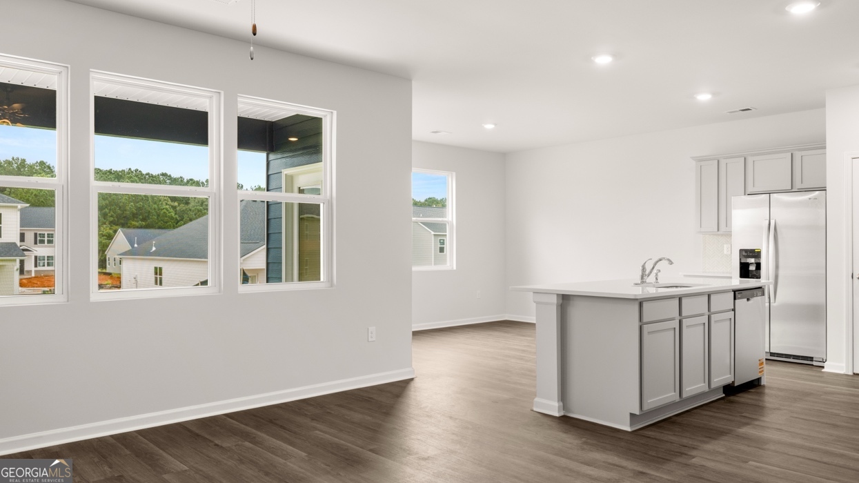 254 Defilippe Drive Property Photo 3
