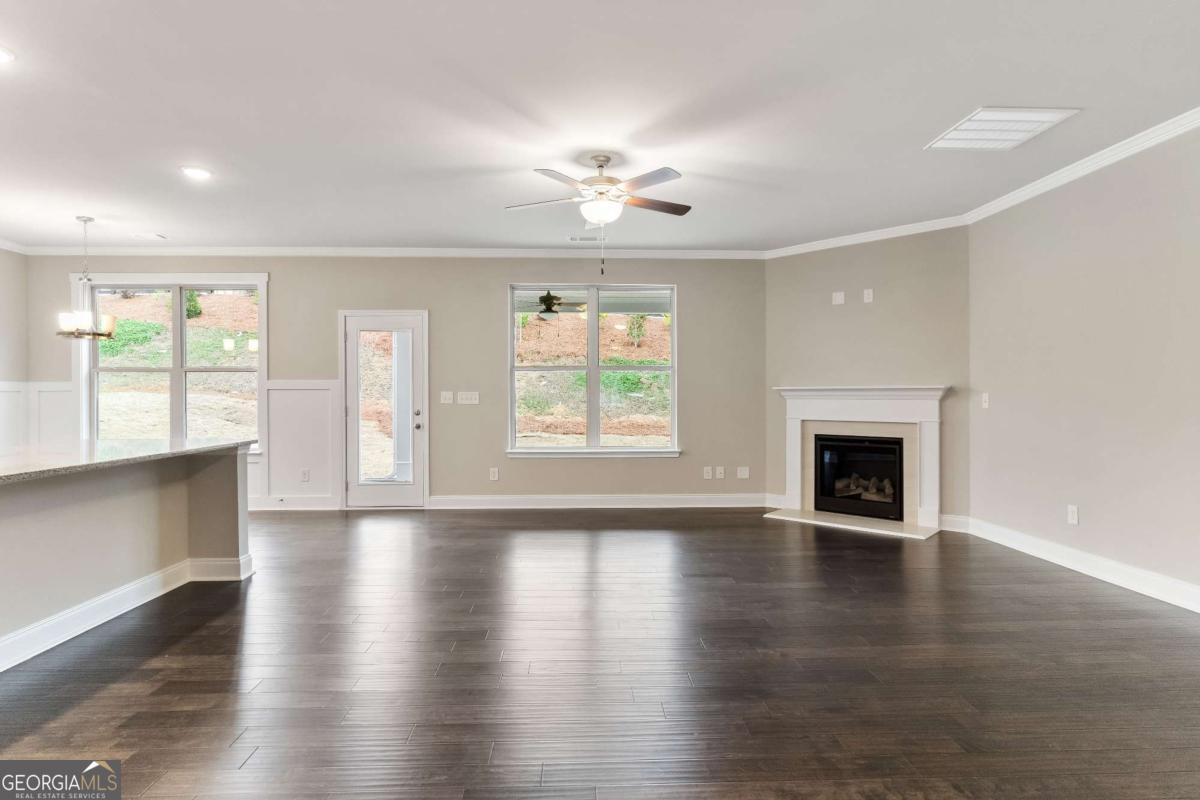 5984 Spring Way Property Photo 6