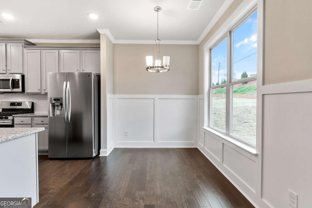 5984 Spring Way Property Photo 10
