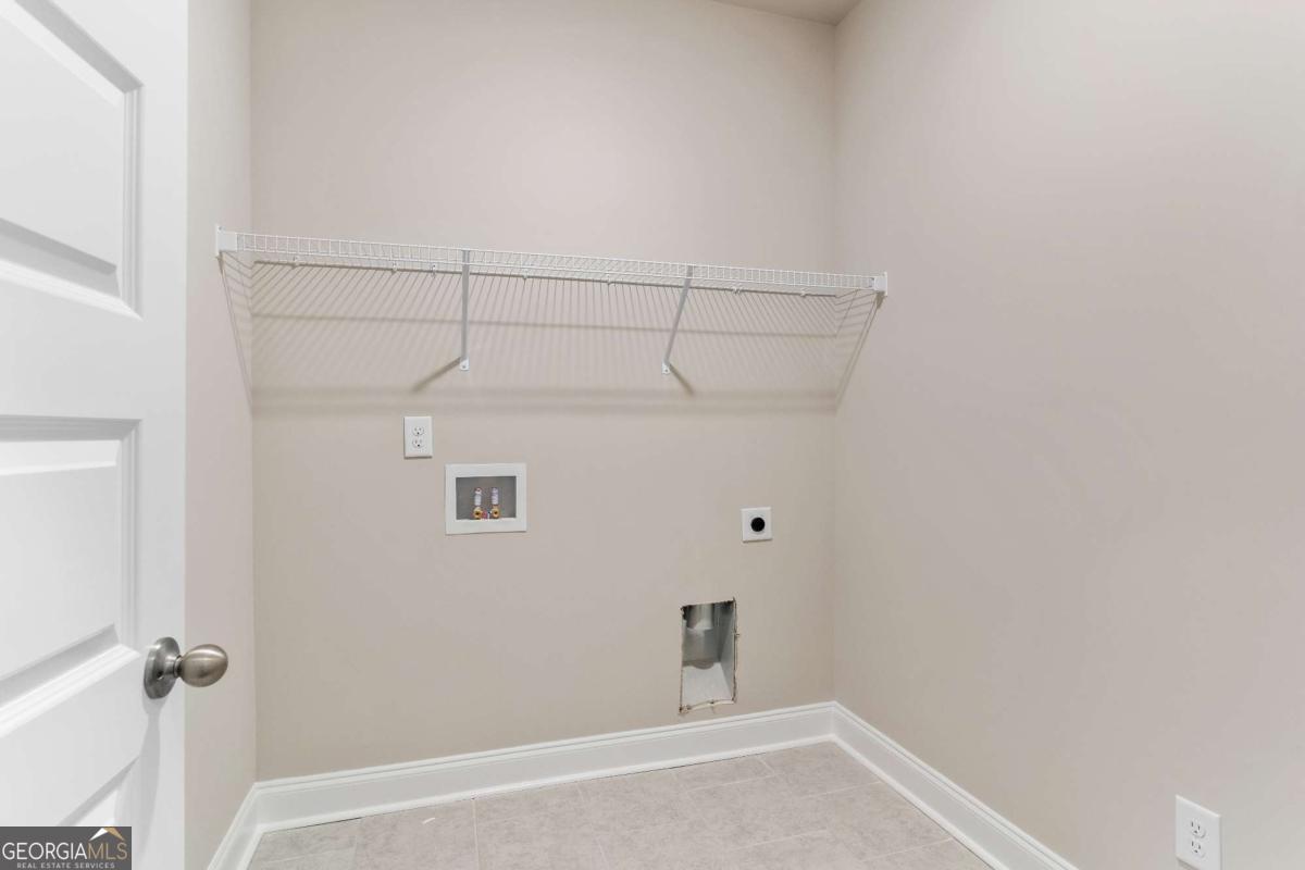 5984 Spring Way Property Photo 13