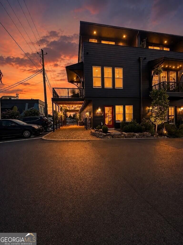 674 Exchange Street Property Photo 1