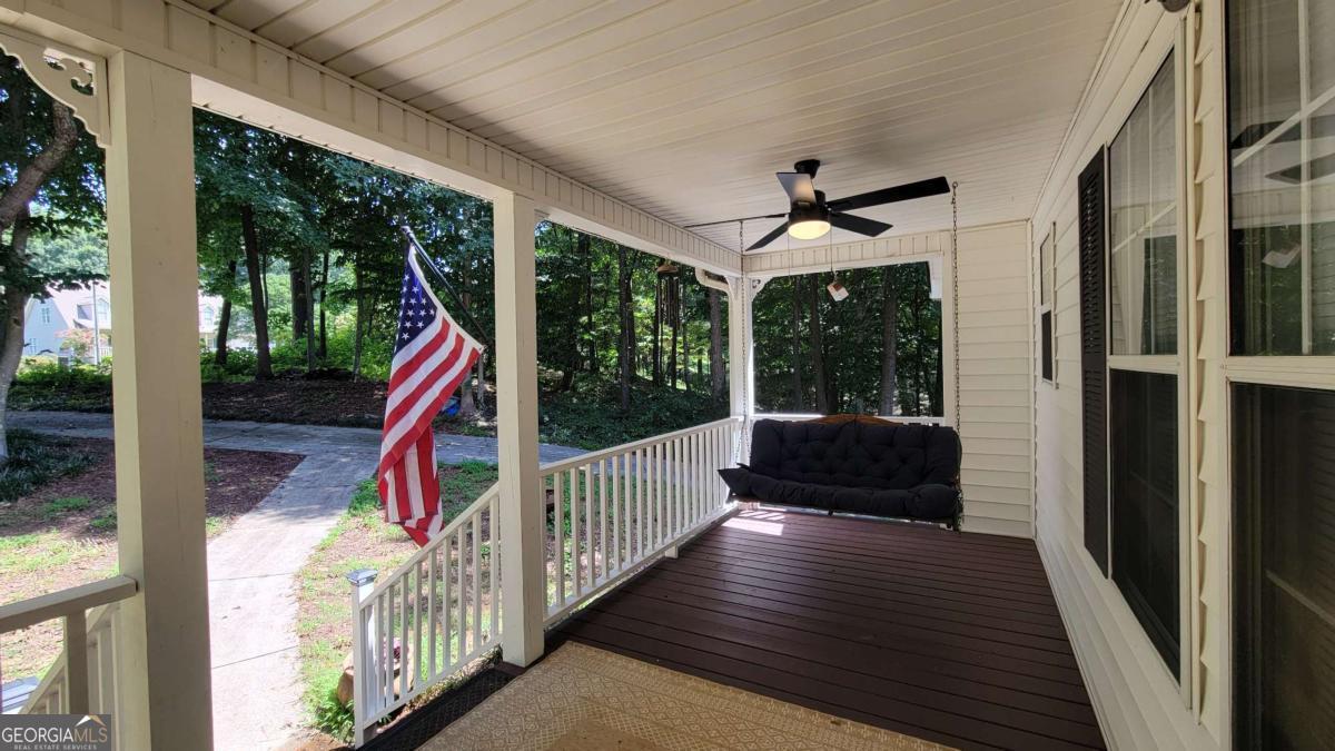 5131 Deer Path Ln Property Photo 3