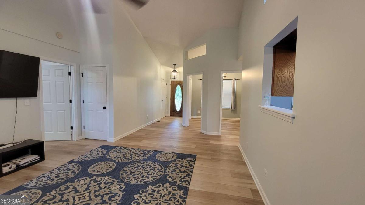 5131 Deer Path Ln Property Photo 7