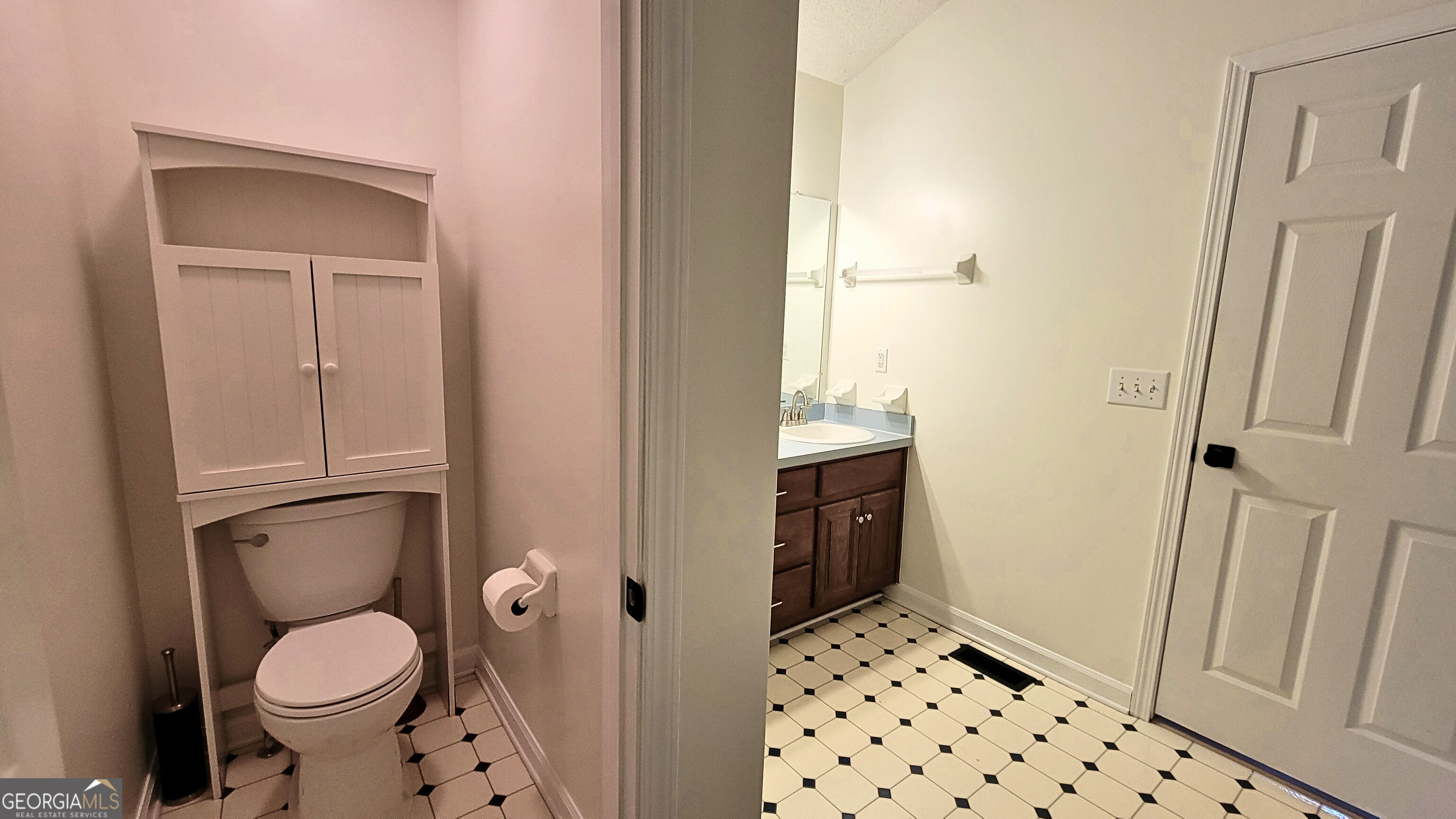 5131 Deer Path Lane Property Photo 16
