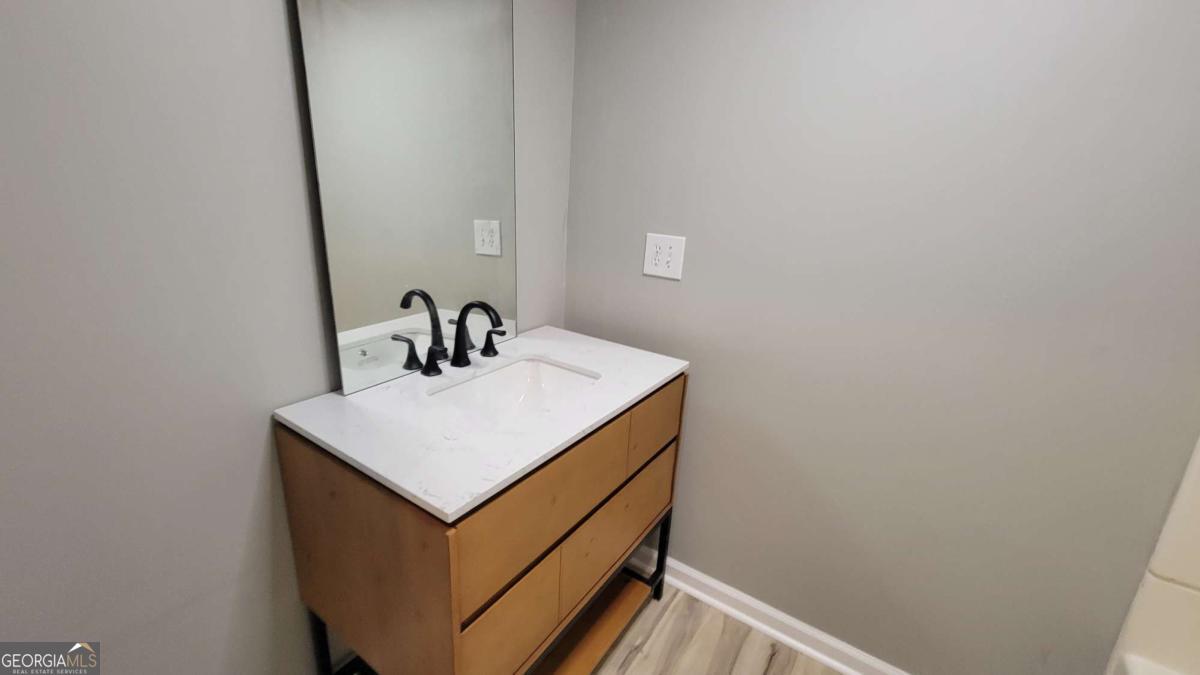 5131 Deer Path Ln Property Photo 36