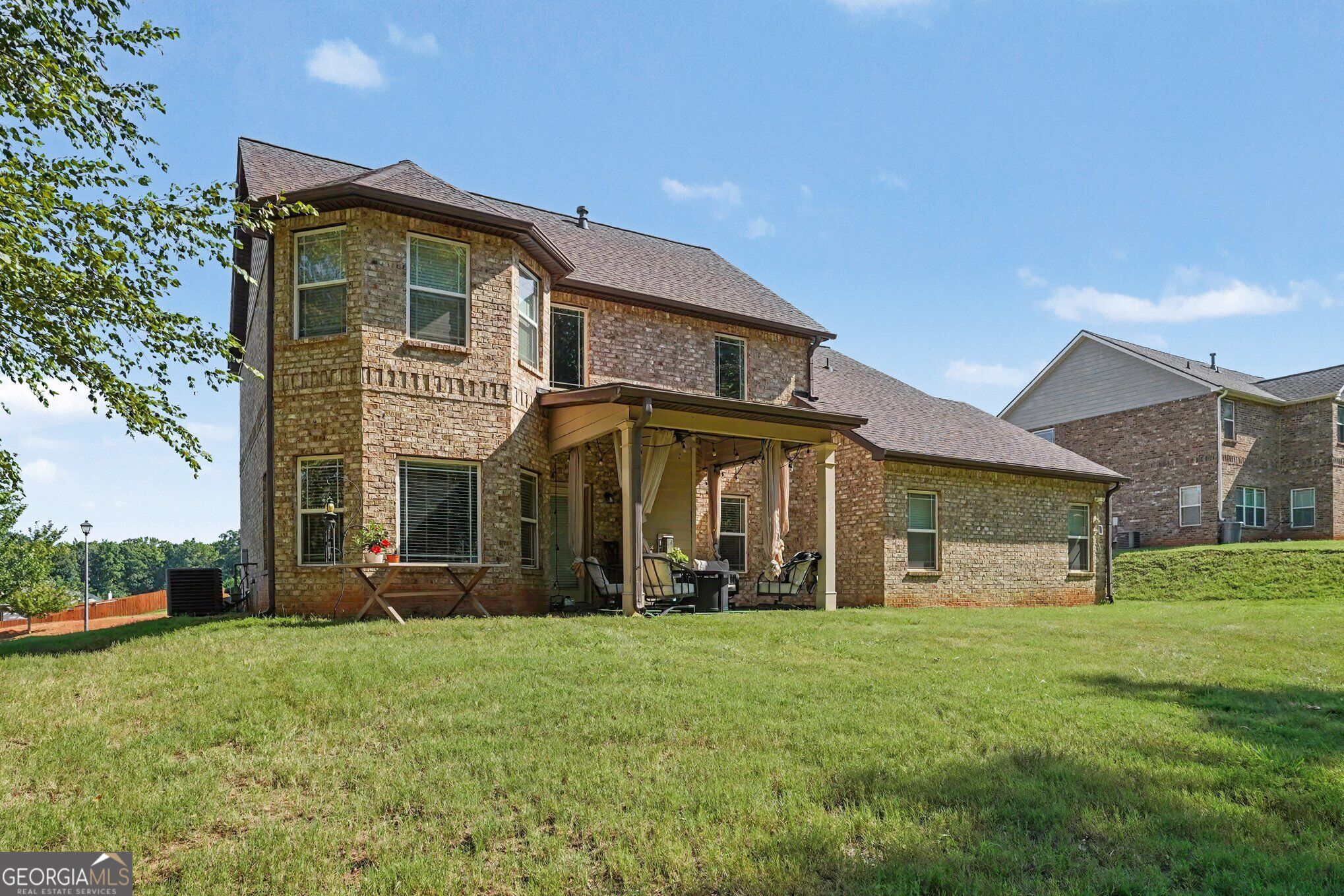 213 Tapestry Drive Property Photo 6