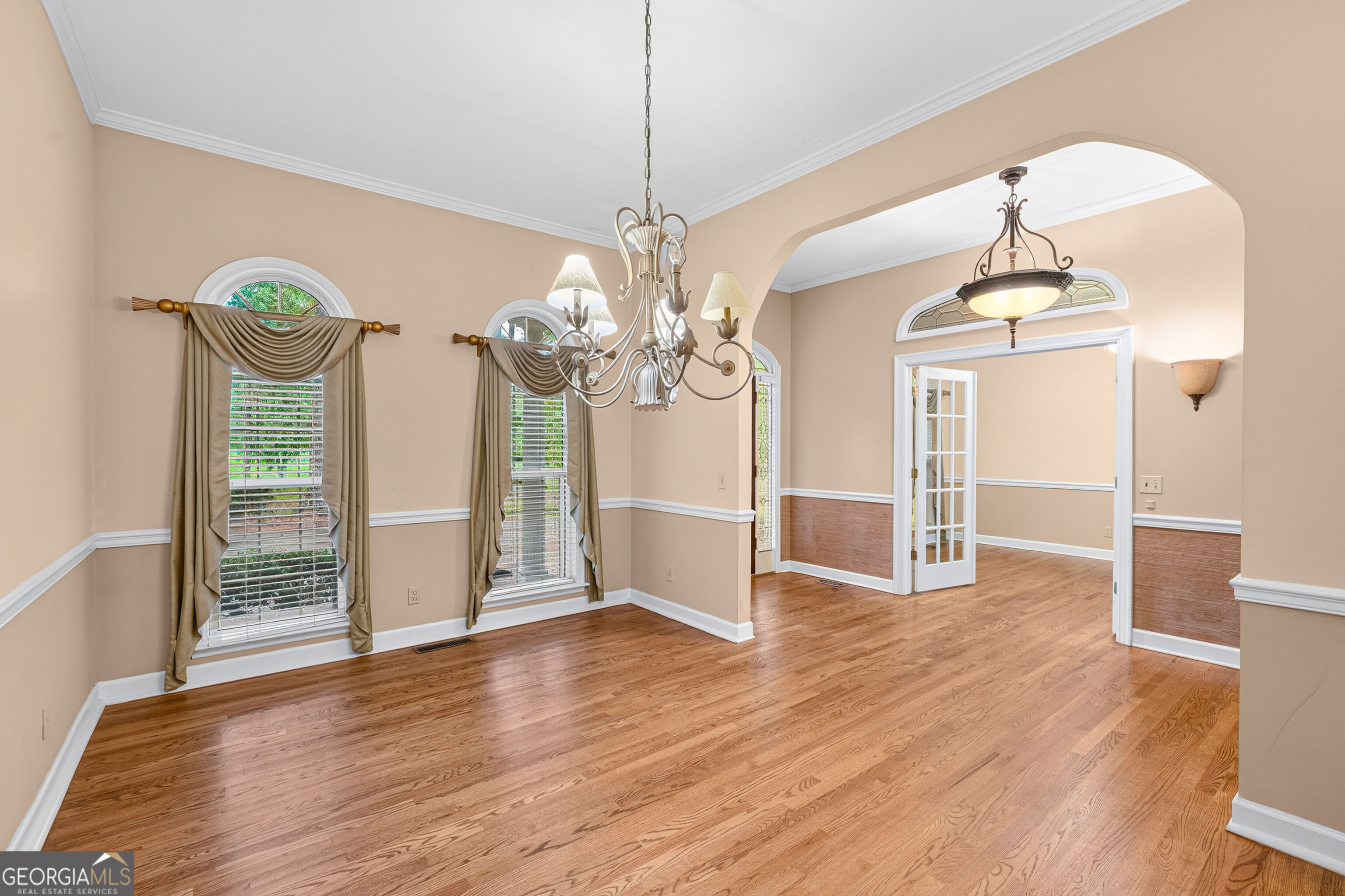 421 Creekside Drive Property Photo 15