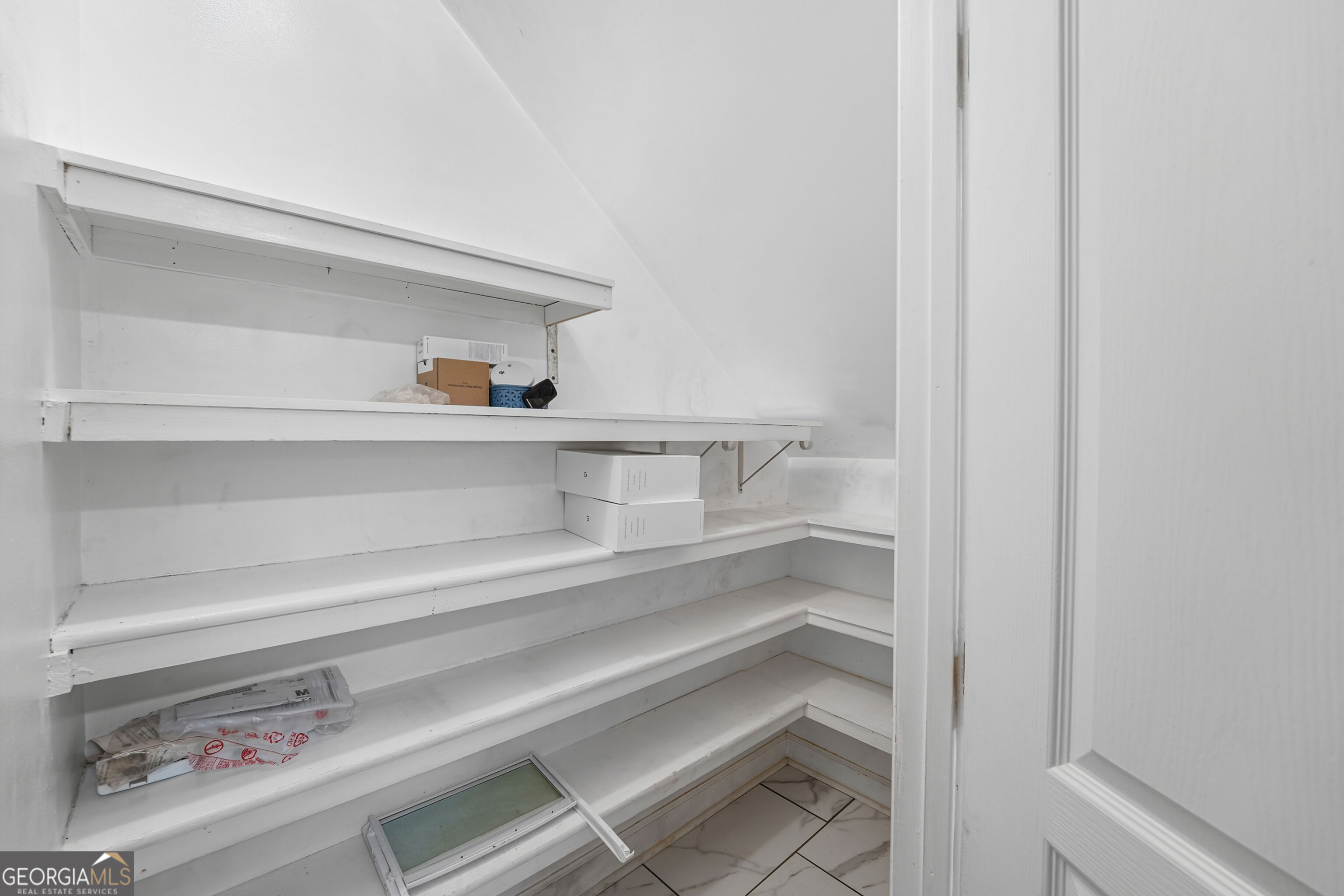 421 Creekside Drive Property Photo 19