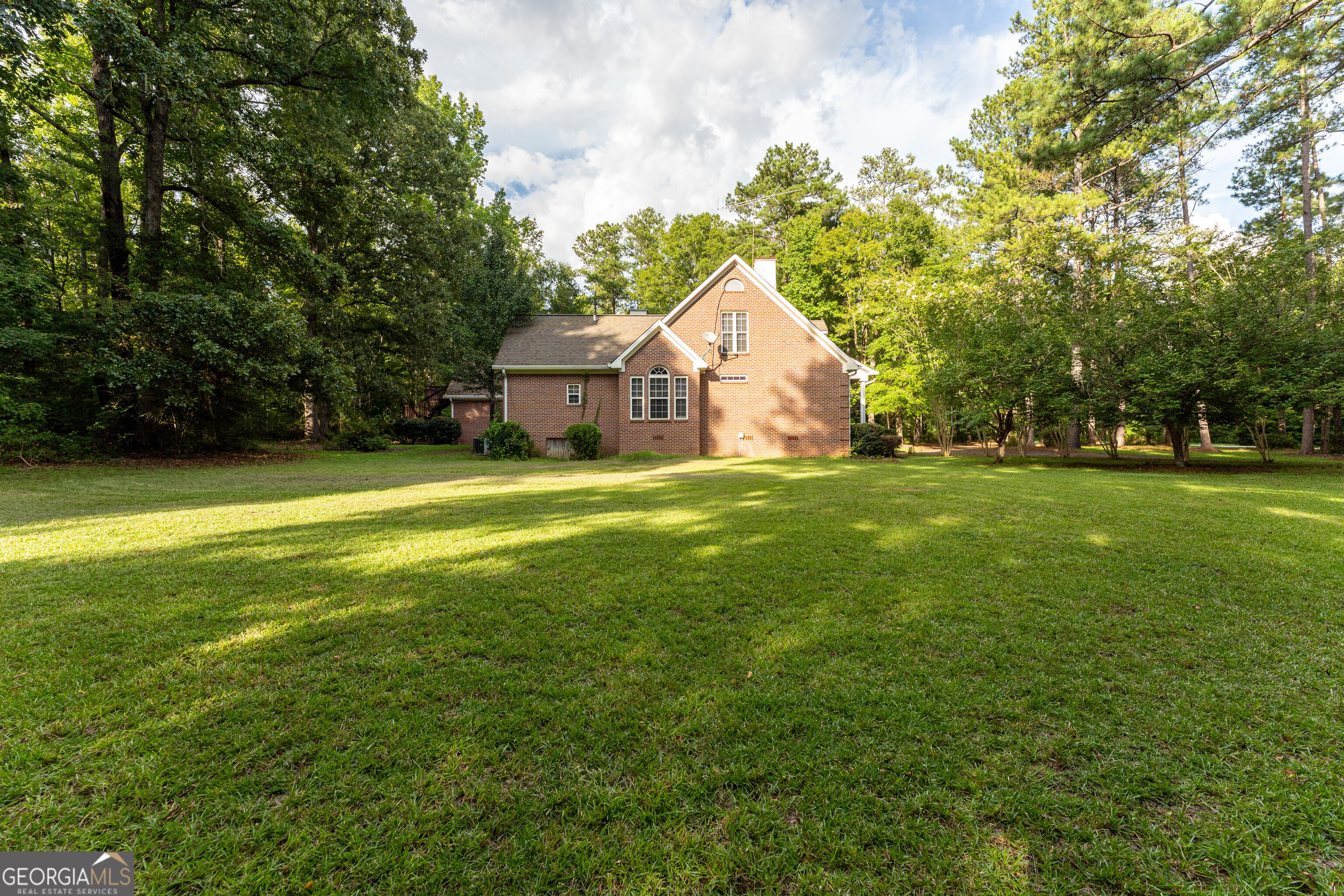 421 Creekside Drive Property Photo 31